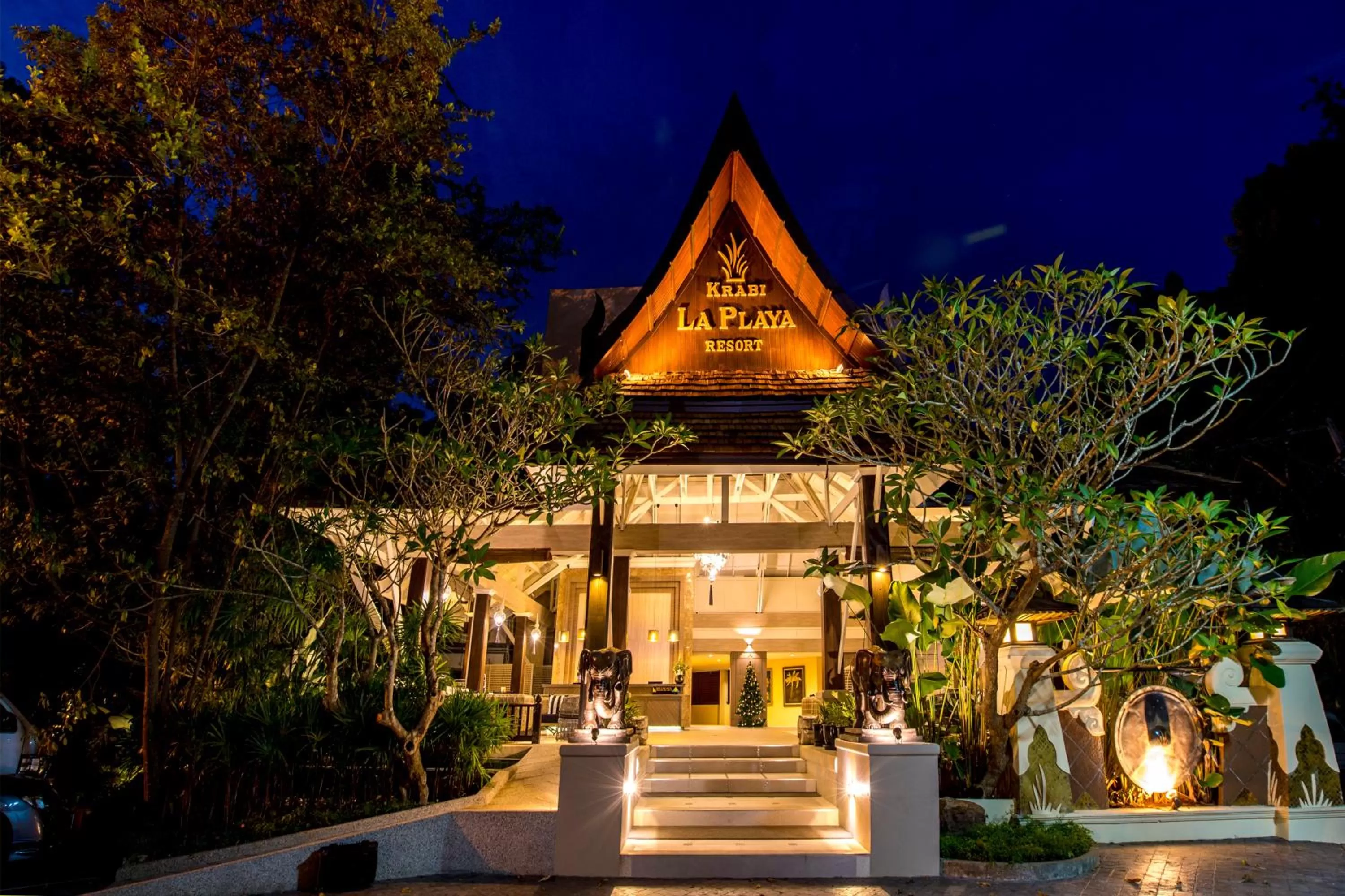 Lobby or reception in Krabi La Playa Resort
