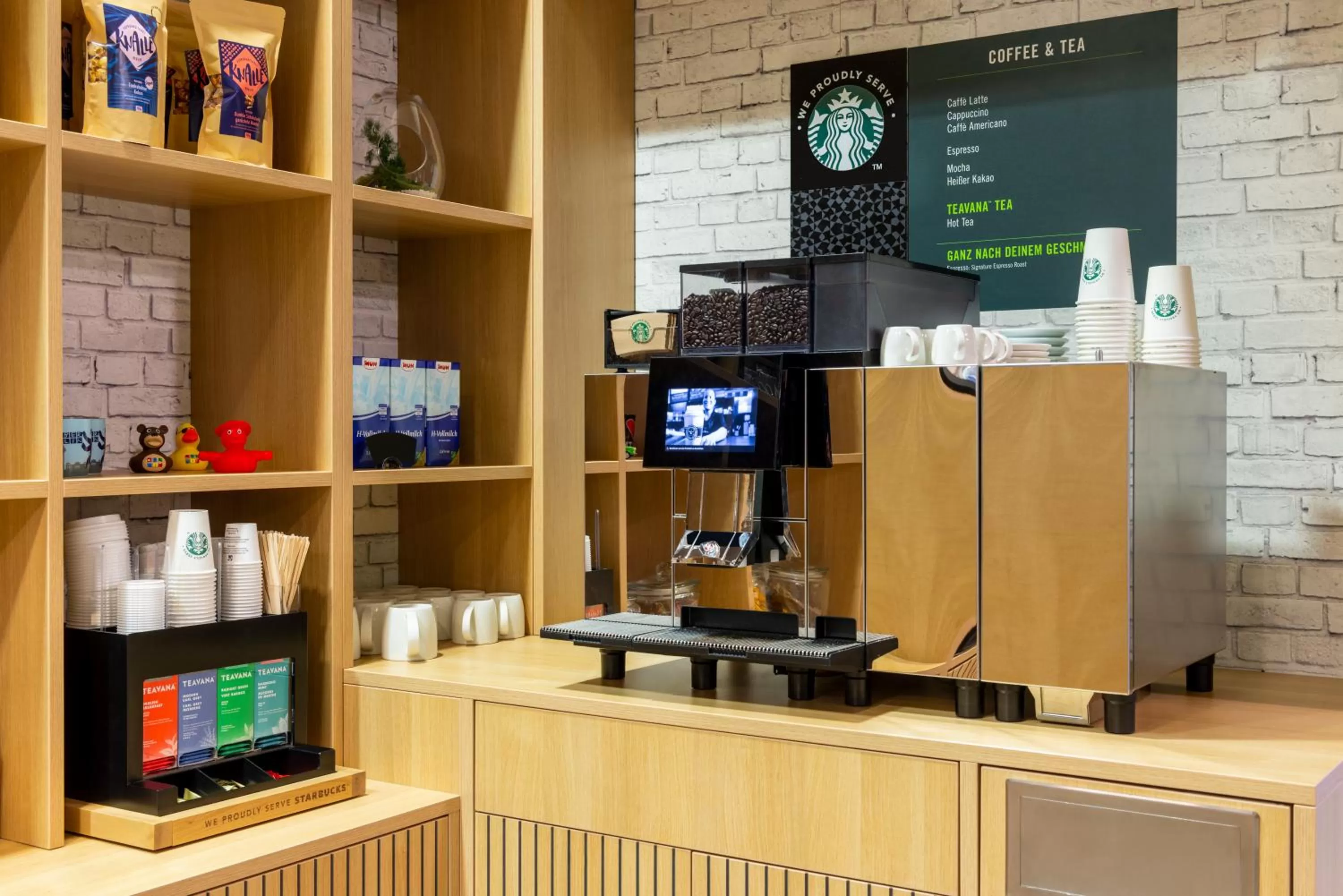 Food and drinks in Aparthotel Adagio Berlin Kurfürstendamm