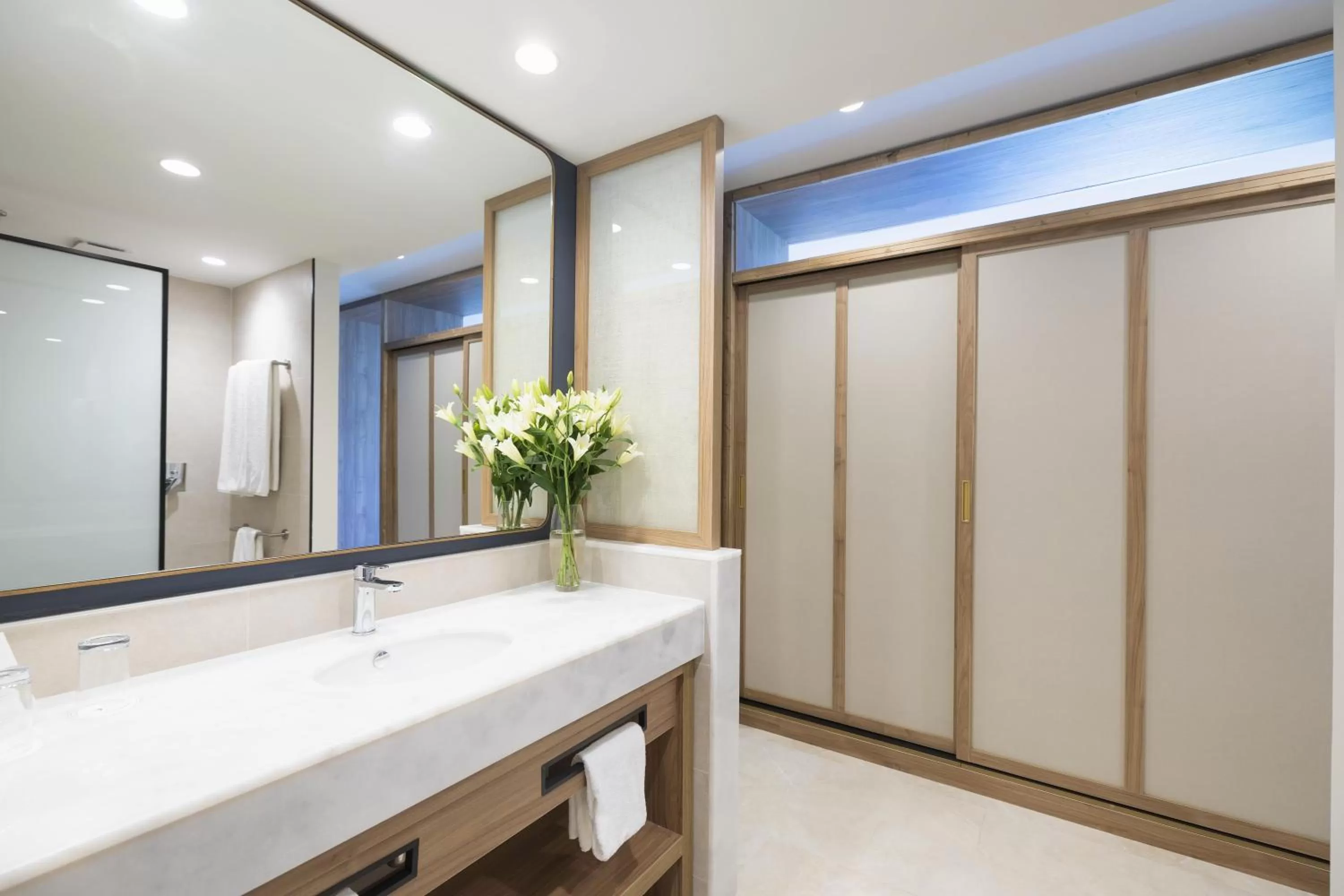 Bathroom in Impressive Playa Granada Golf