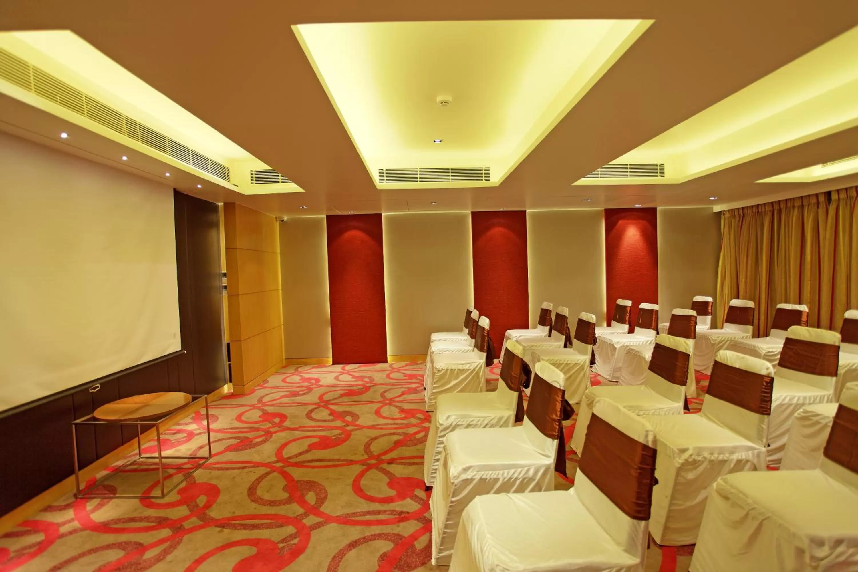 Business facilities in Comfort Inn Legacy