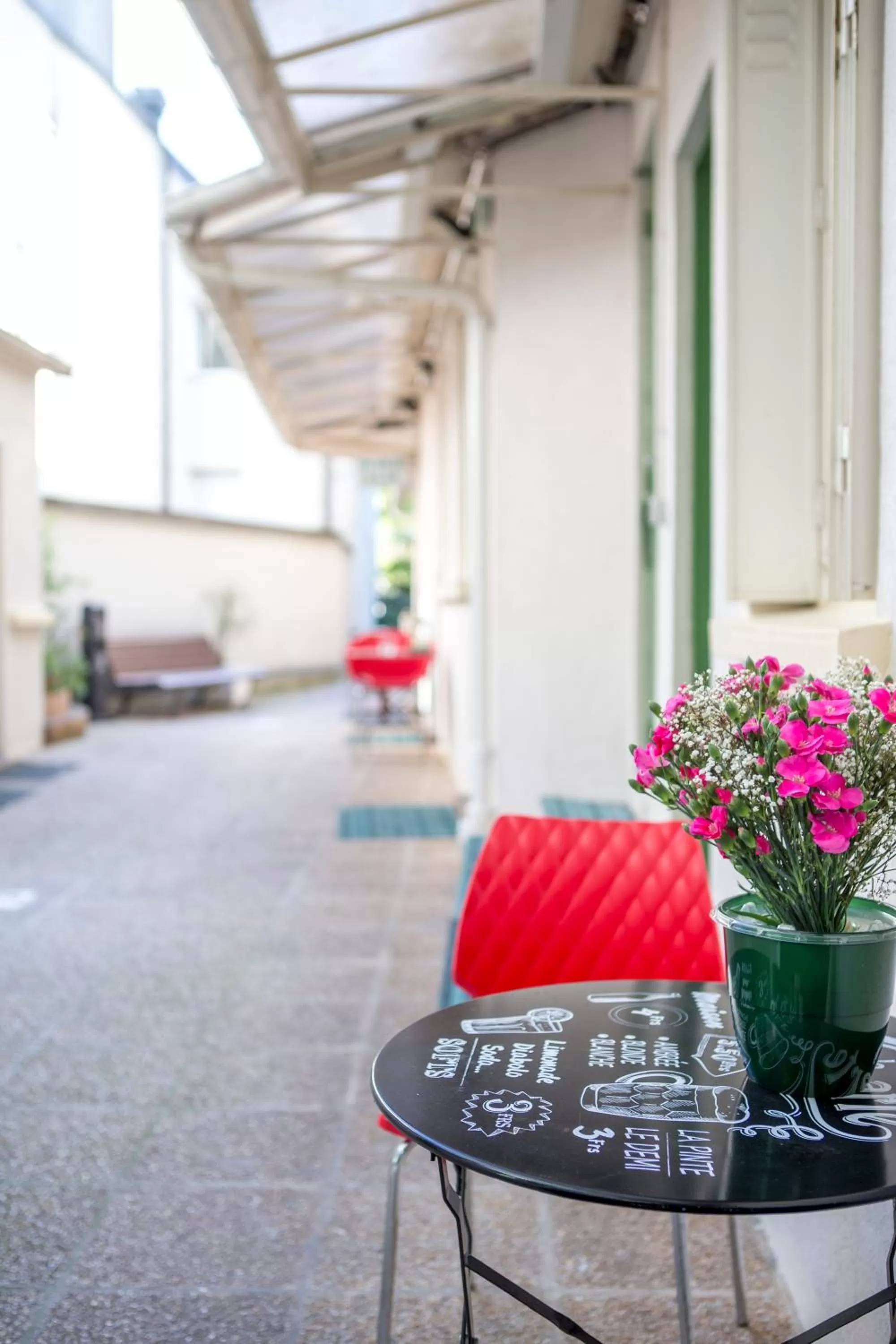 Patio in HOTEL DE PARIS MONTPARNASSE