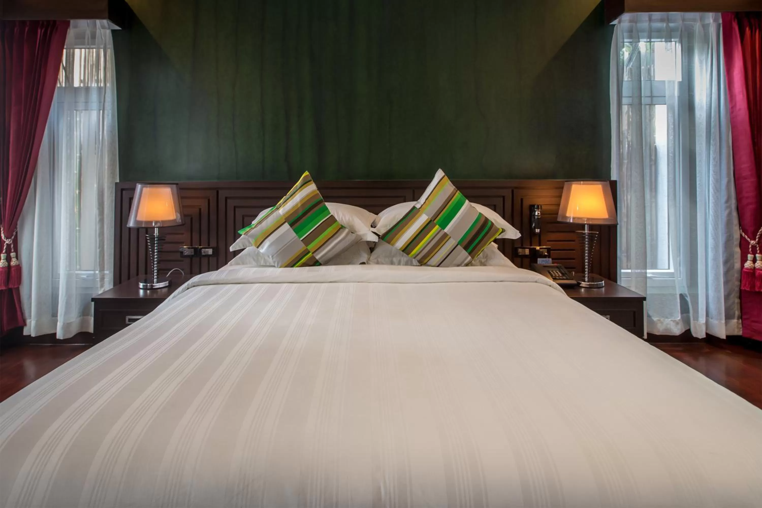 Bedroom, Bed in De Sarann Villa