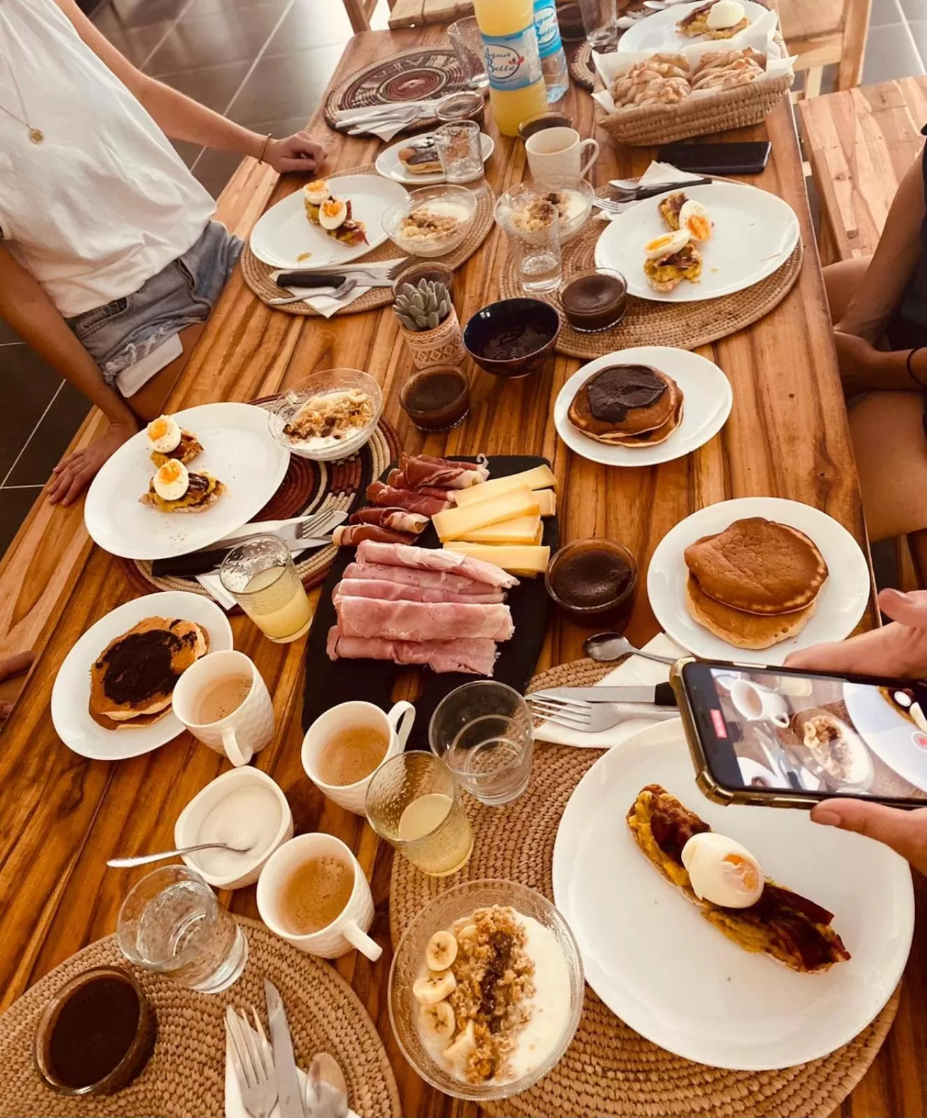 Breakfast in L'Oasis Guesthouse