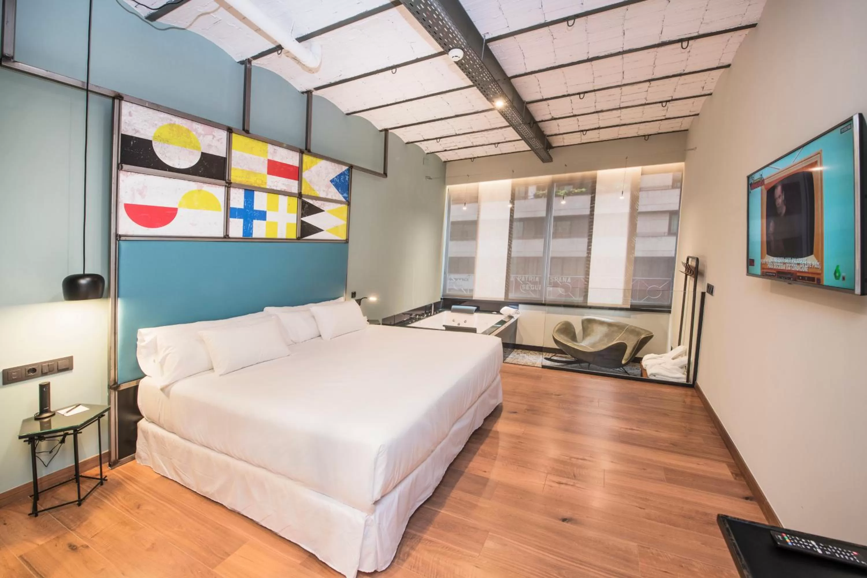 Photo of the whole room, Bed in Barceló Ourense