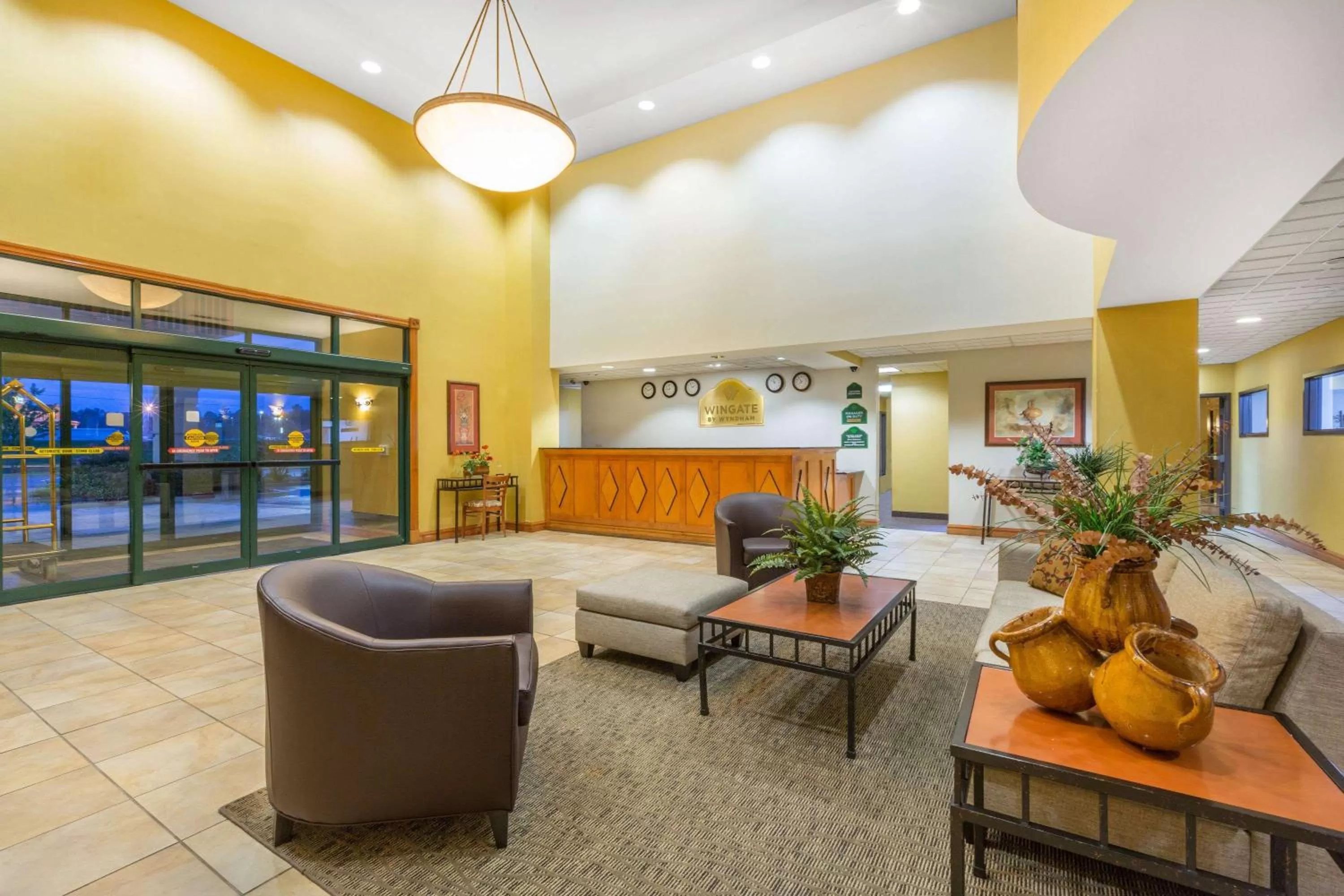 Lobby or reception in Wingate by Wyndham West Monroe
