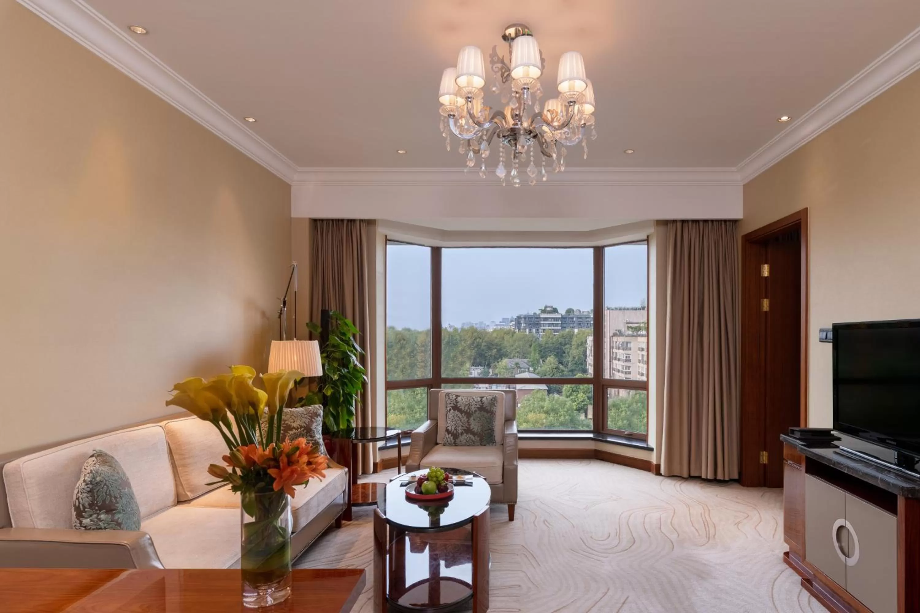 TV and multimedia in Sofitel Hangzhou Westlake - Few steps to West Lake, with panoramic lake view terrace