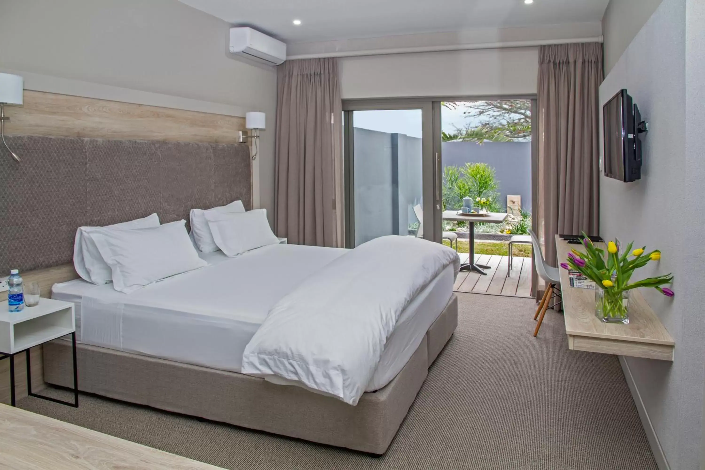 Standard Double or Twin Room with Garden View - single occupancy in Ocean Bay Guesthouse Standard Double or Twin Room with Garden View - single occupancy in Ocean Bay Guesthouse