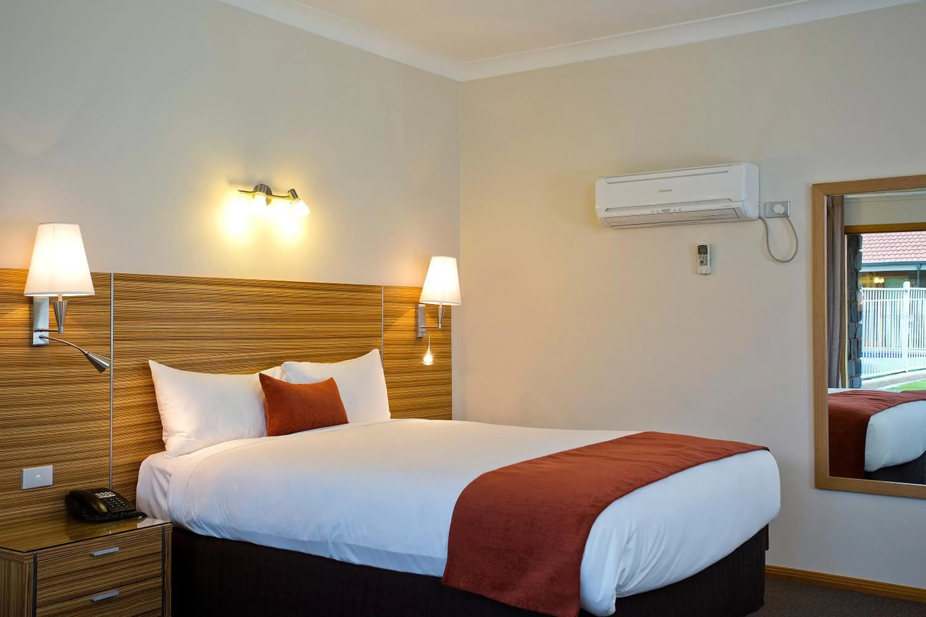 Standard Queen or Twin Room with Garden View in Julie-Anna, Bendigo Standard Queen or Twin Room with Garden View in Julie-Anna, Bendigo