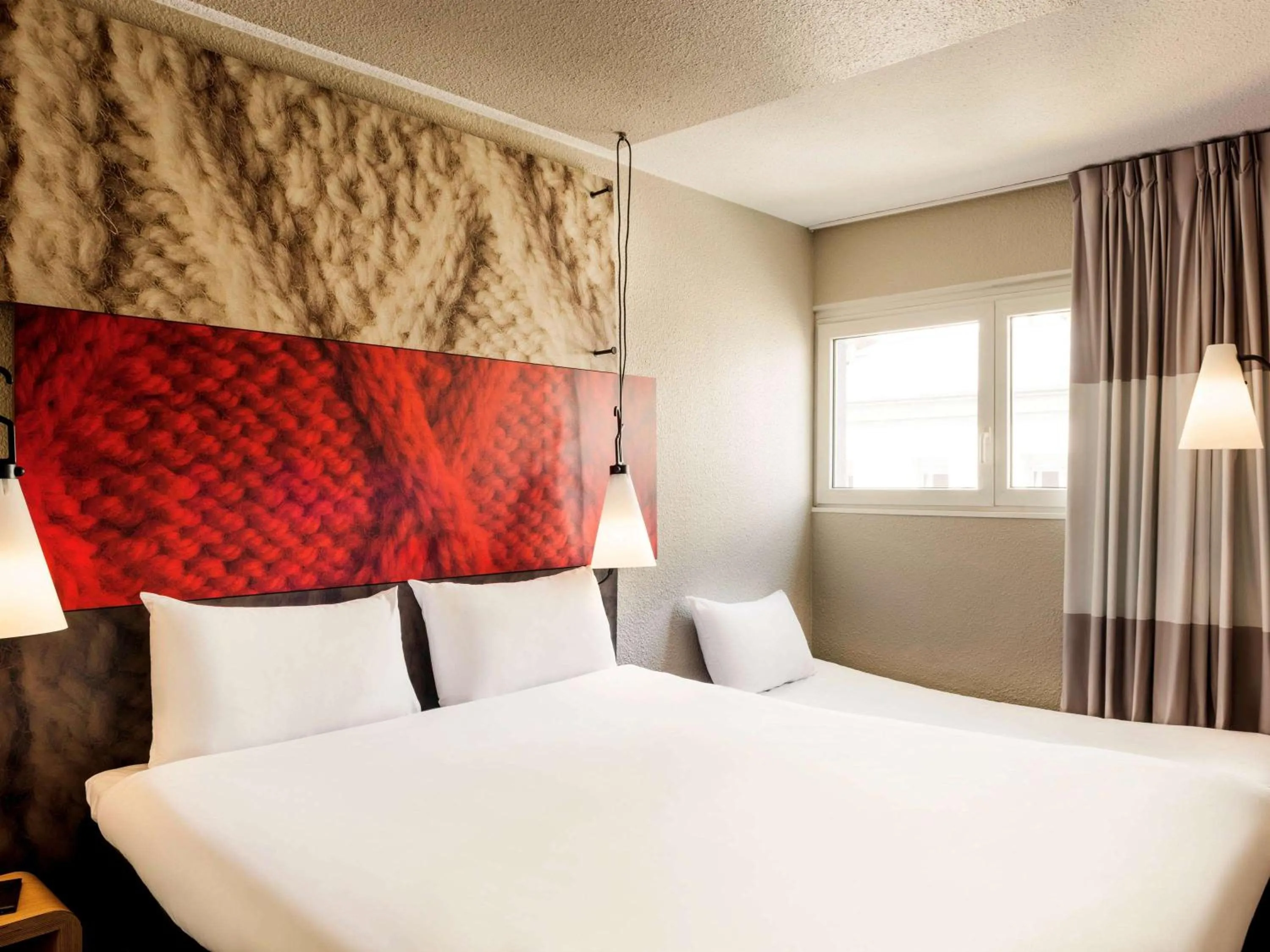 Photo of the whole room, Bed in ibis Paris Place d’Italie 13ème