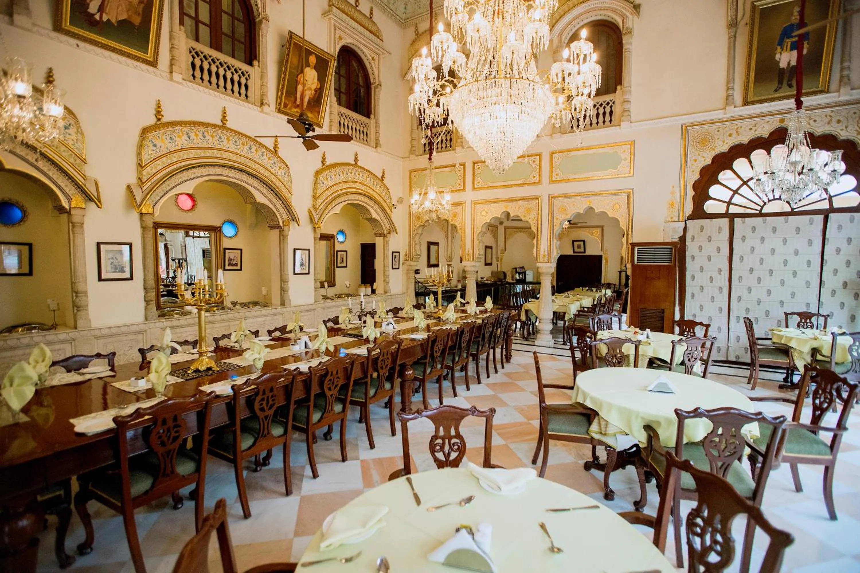 Restaurant/places to eat in Alsisar Haveli - Heritage Hotel