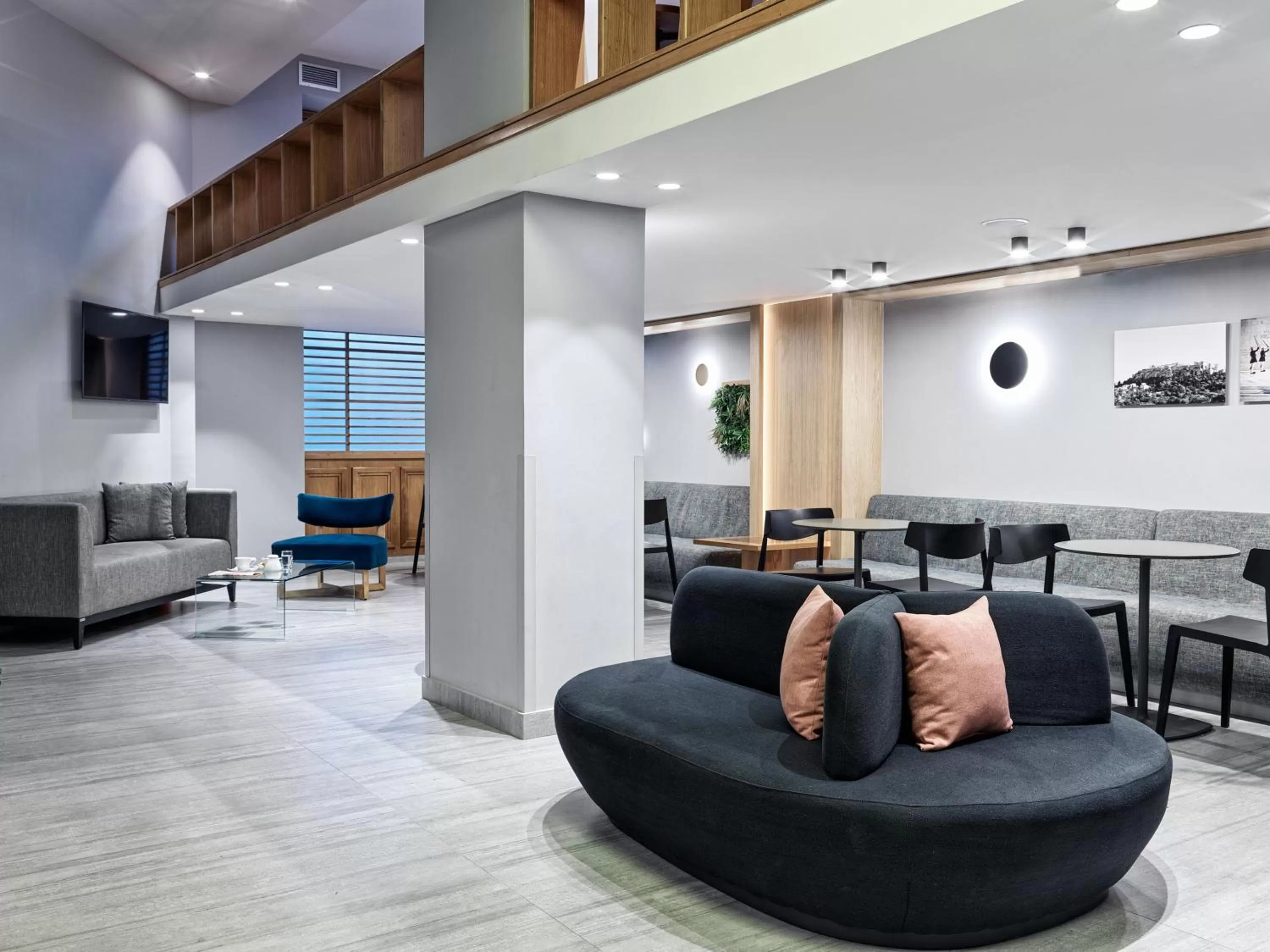 Lobby or reception in Hotel Achilleas