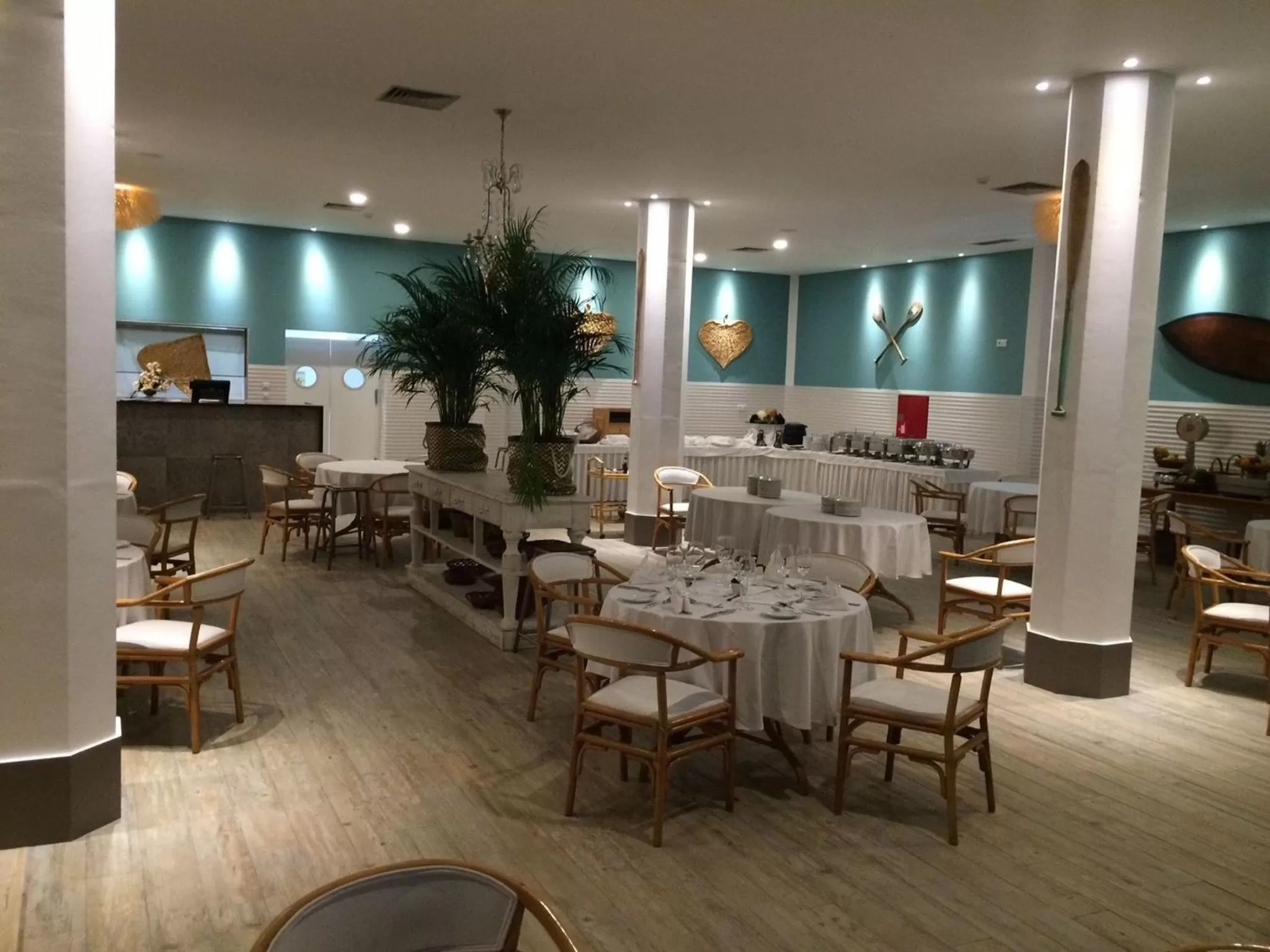 Restaurant/places to eat in Hotel Baia Azul