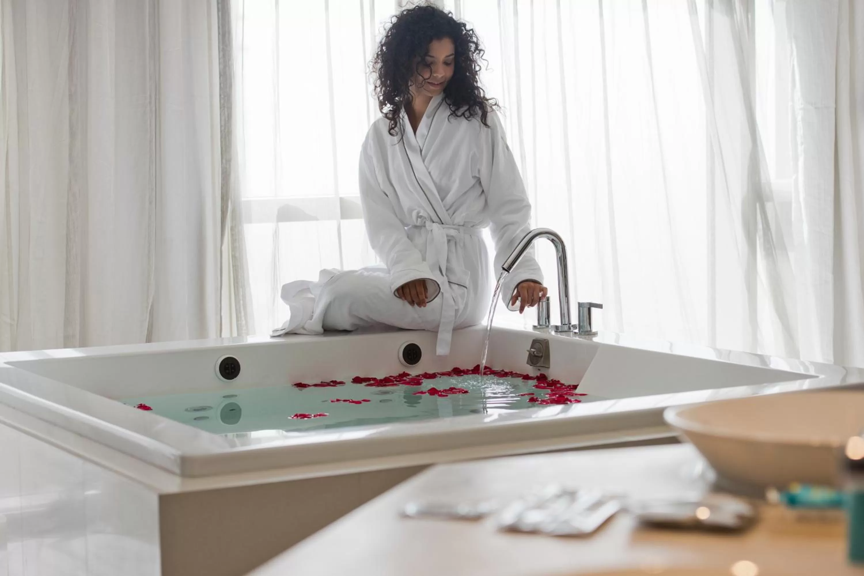 Hot Tub in V Hotel Dubai, Curio Collection by Hilton