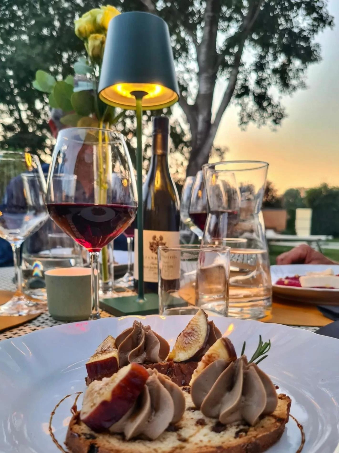 Restaurant/places to eat in Riva Lofts Florence