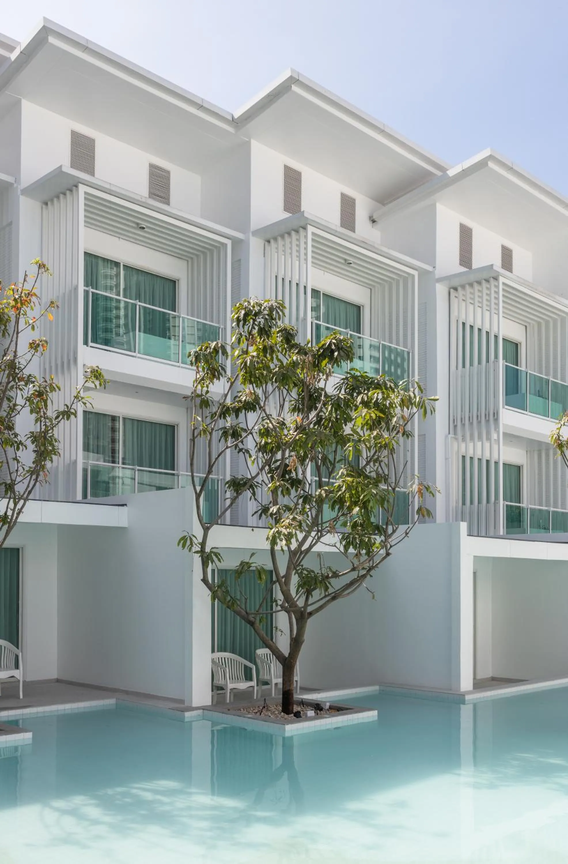 Swimming pool in Prima Hotel Pattaya