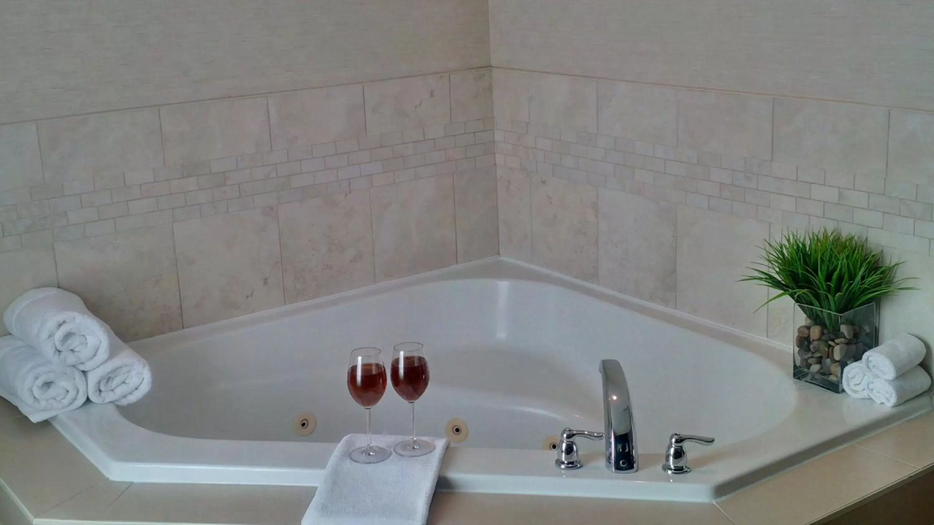 Executive King Suite in Holiday Inn Express Hotel & Suites Toronto - Markham by IHG Executive King Suite in Holiday Inn Express Hotel & Suites Toronto - Markham by IHG