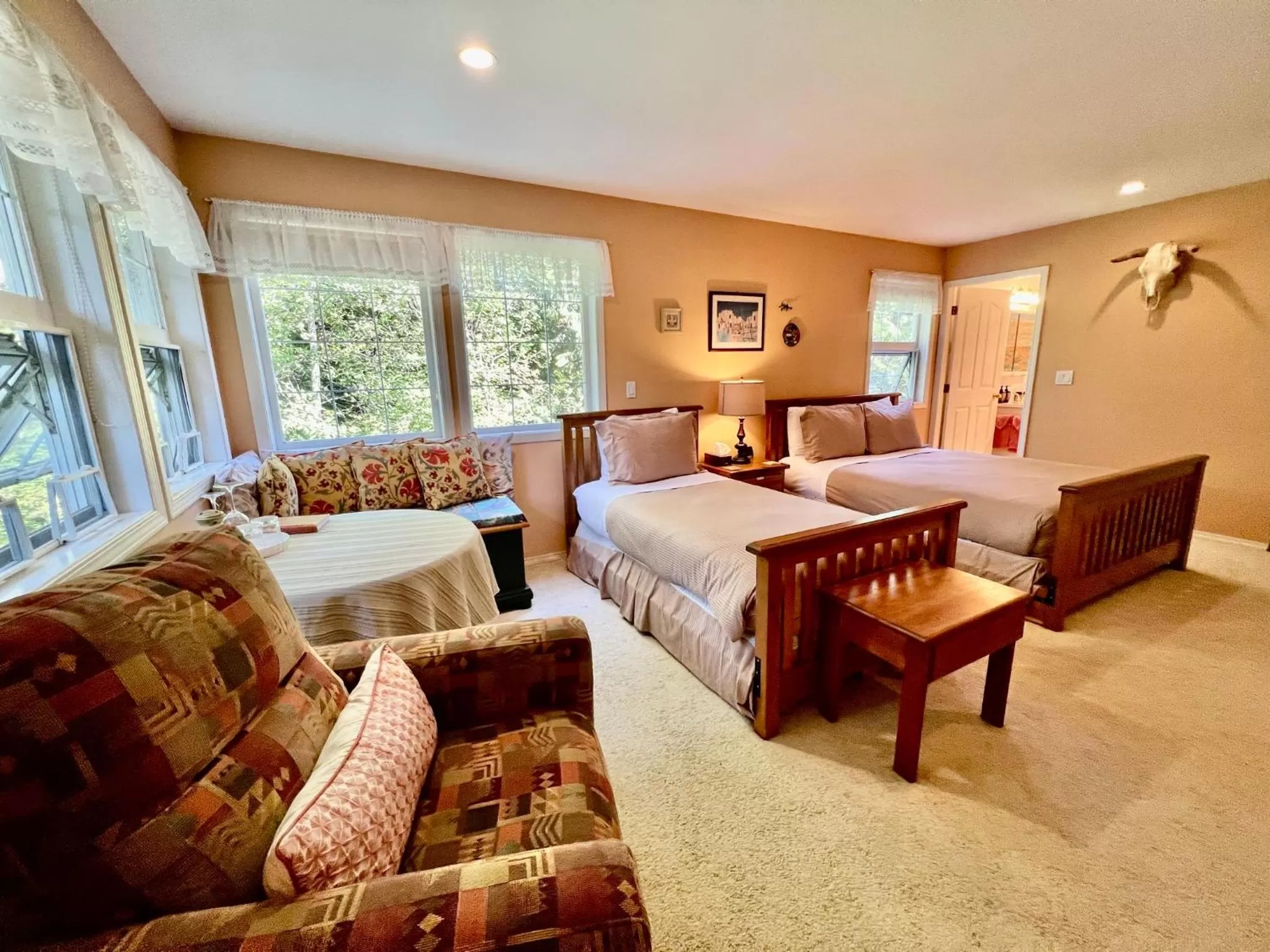 Bed in Seafarer Bed & Breakfast