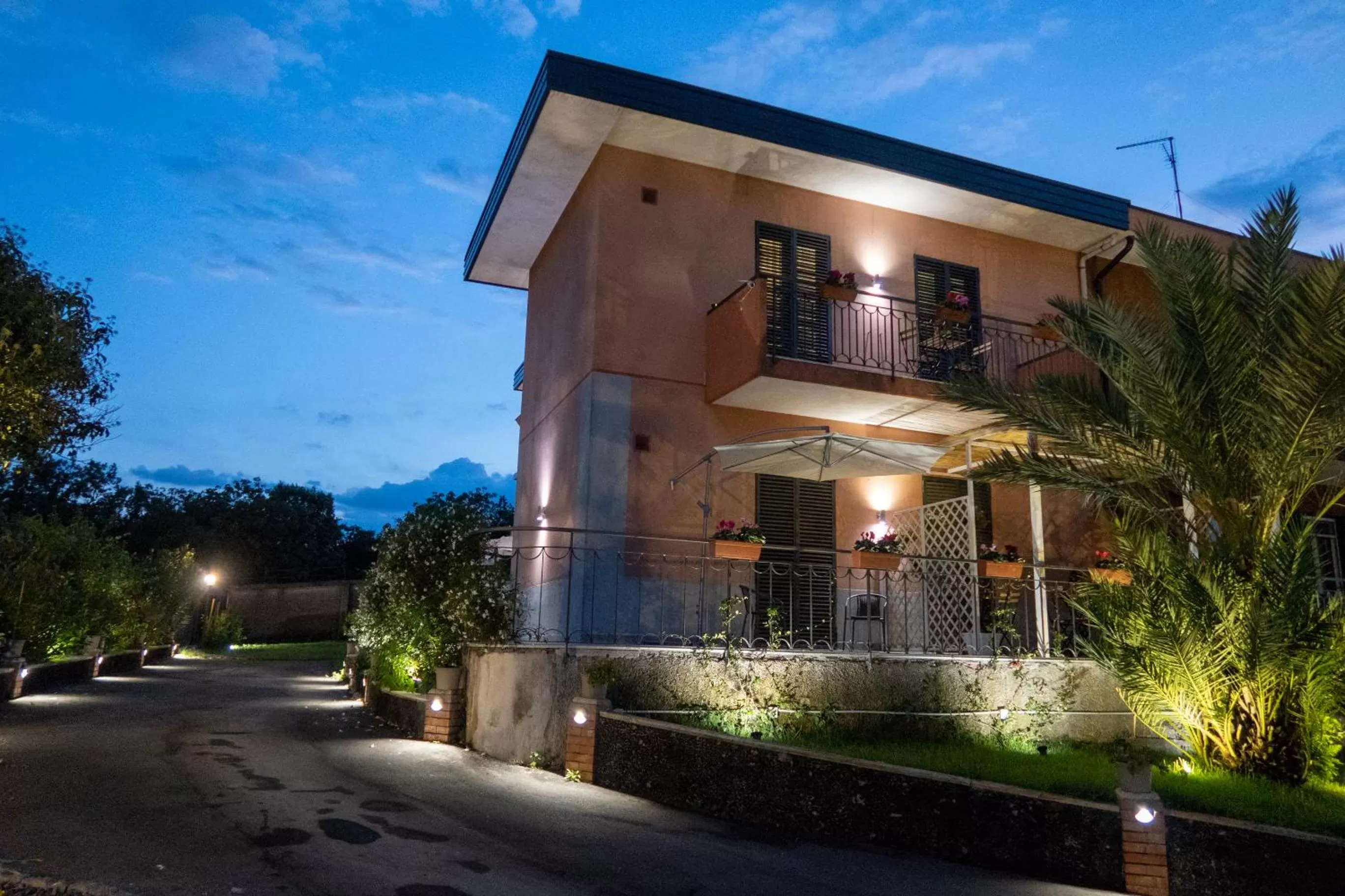 Property building in UP&B Rooms Catania