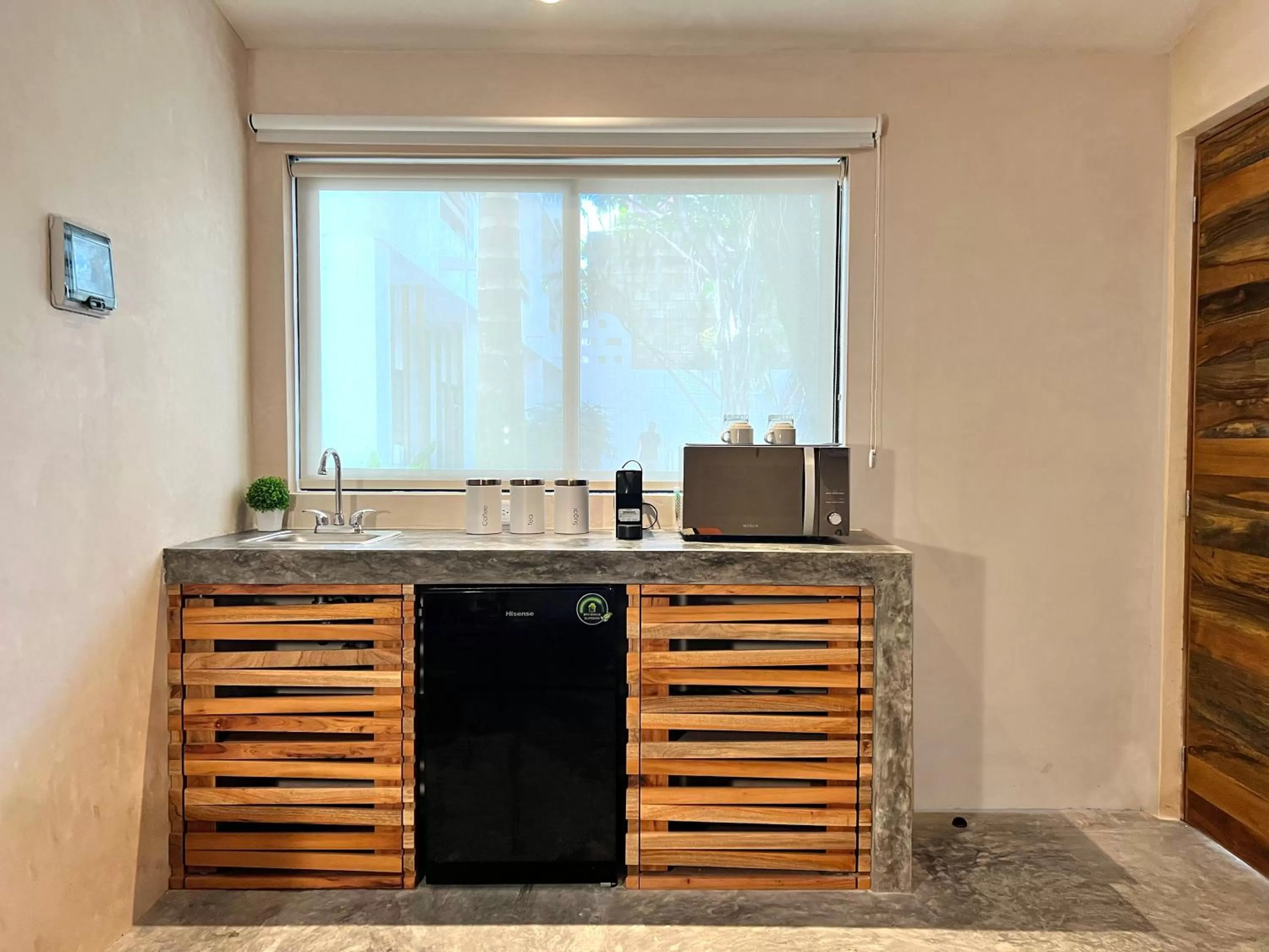 Kitchen or kitchenette in Hotel Aalada Playa del Carmen