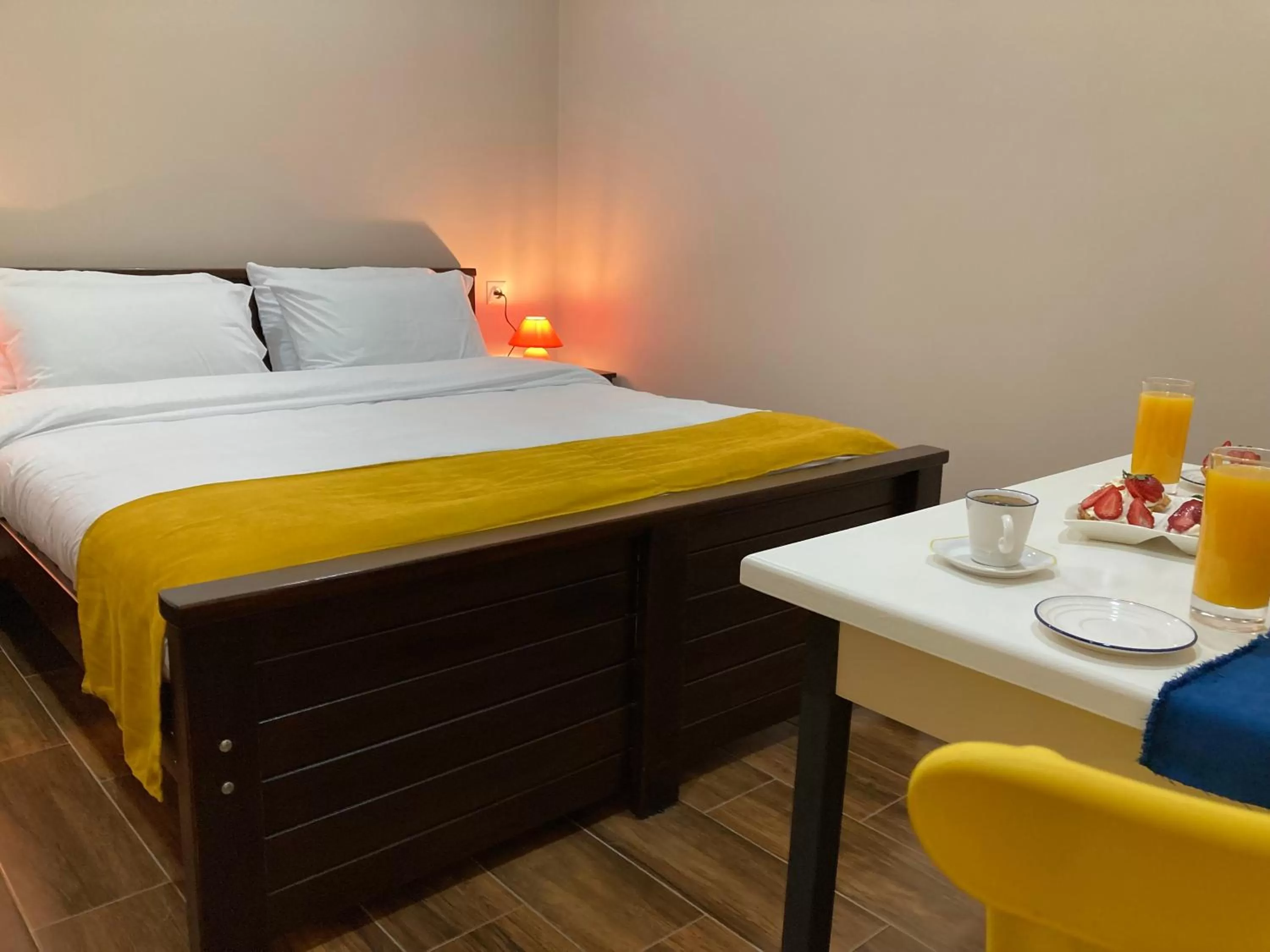 Bed in Borjomi Yellow Hotel