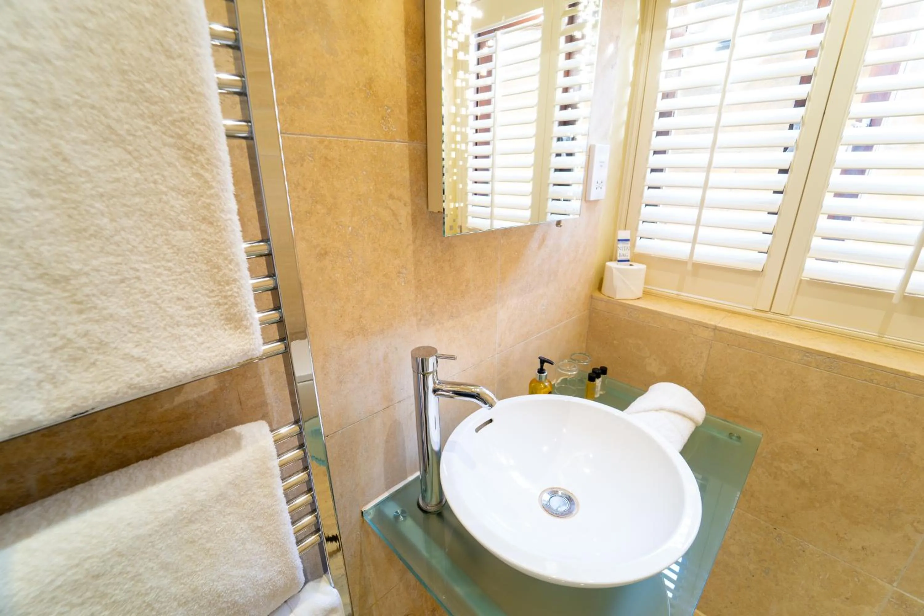 Bathroom in Brooks Guesthouse