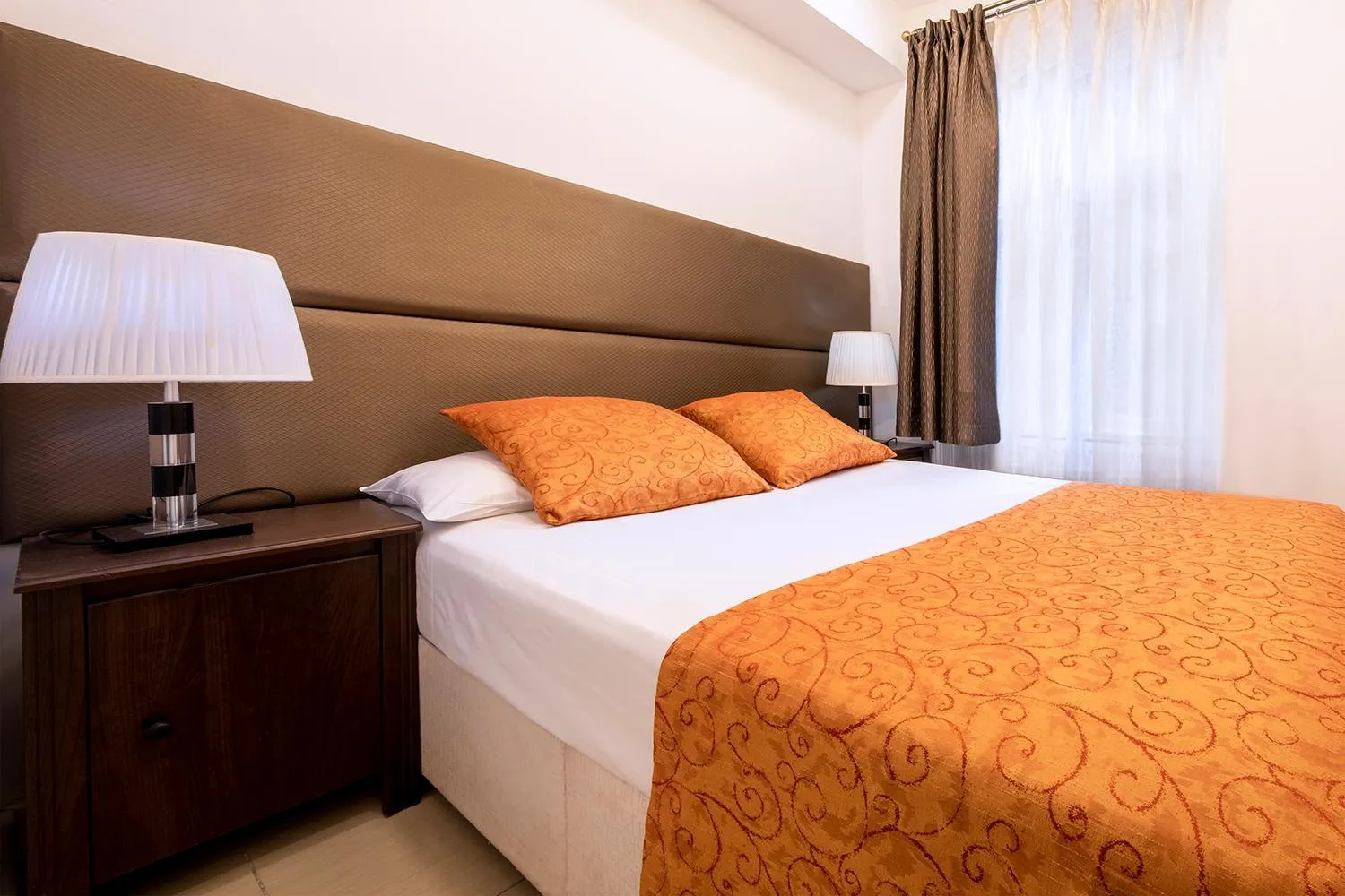 Bed in City Inn Russell Square