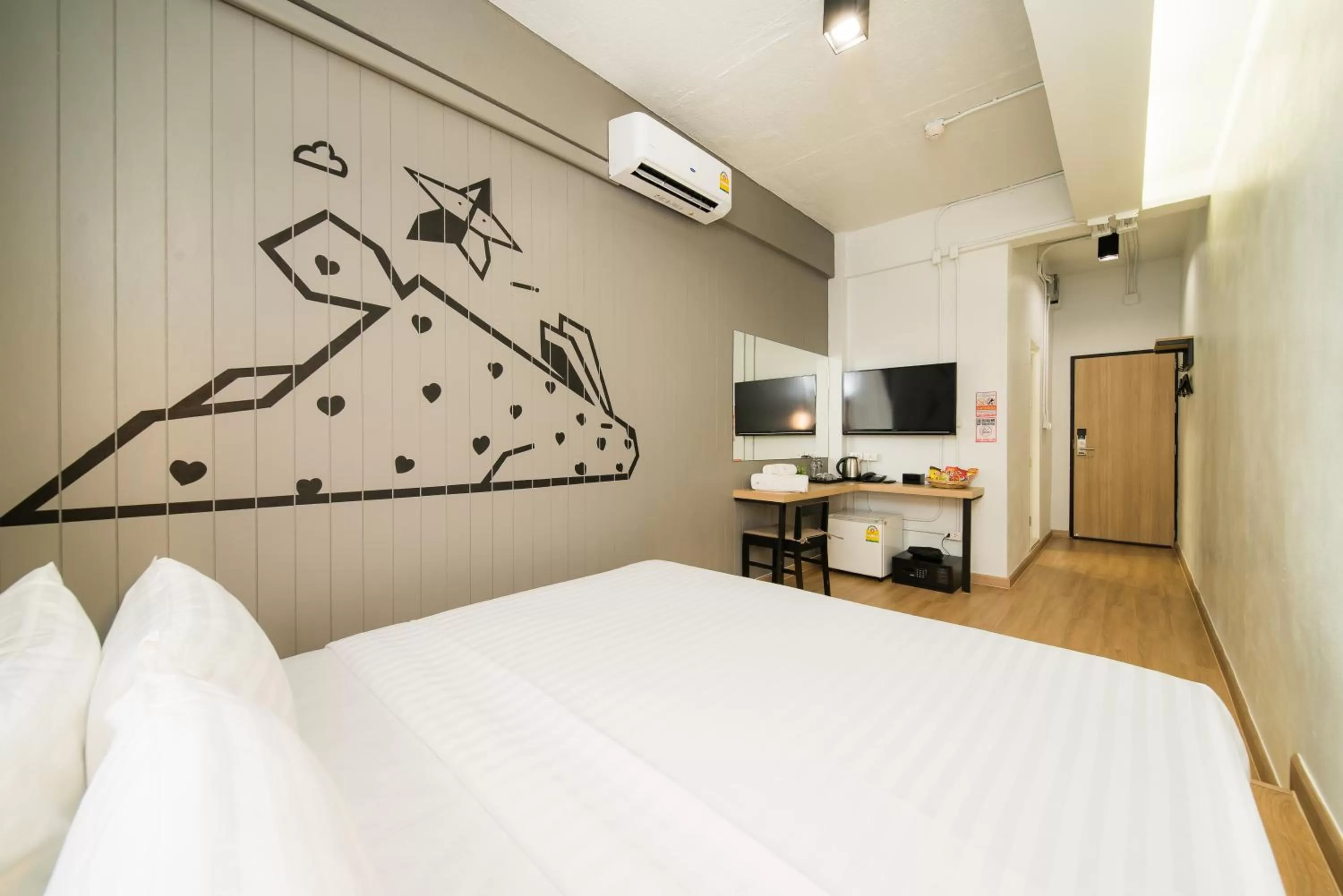 Bedroom, Bed in Marwin Villa