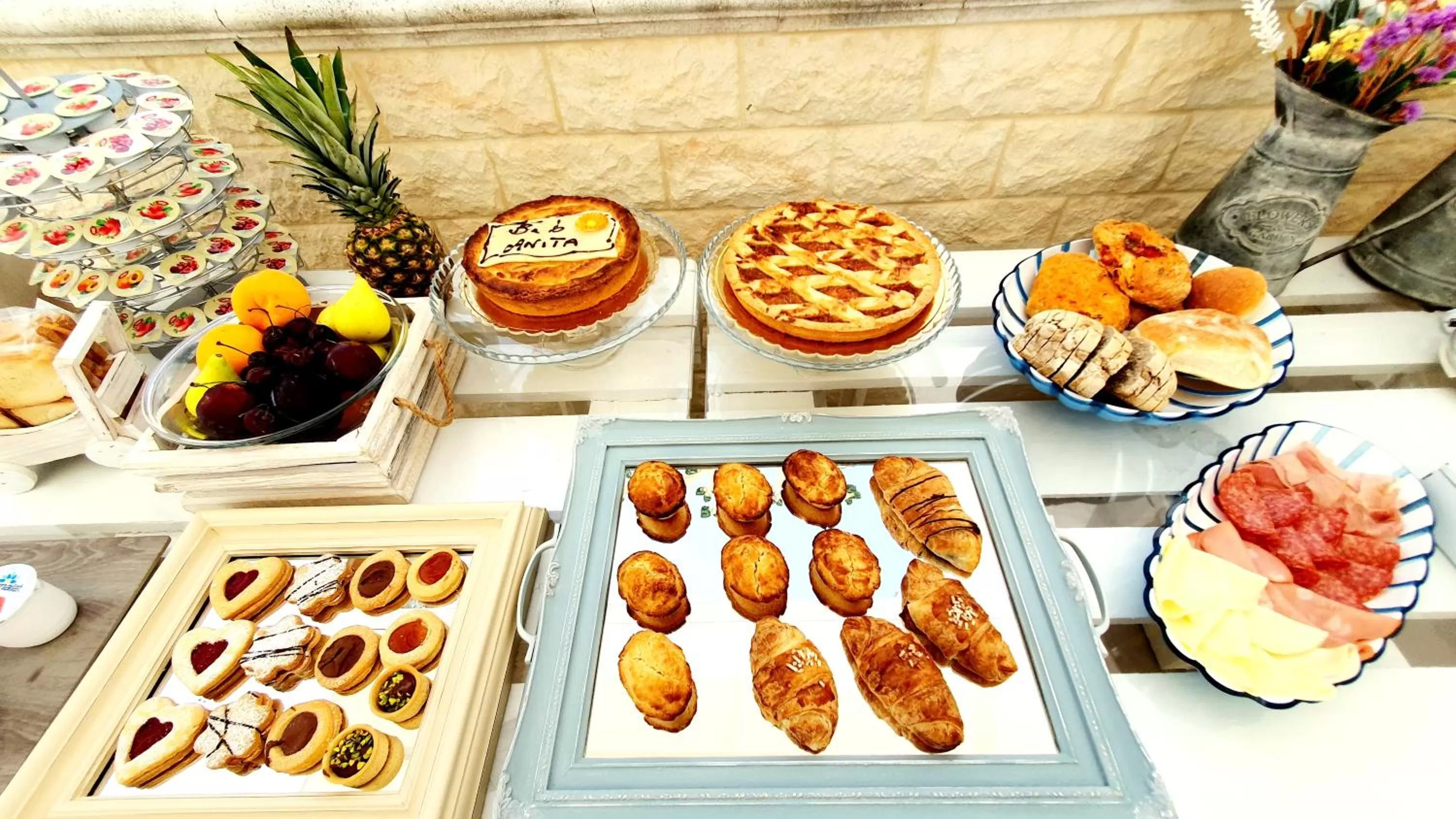 Buffet breakfast in B&B Casa di Anita