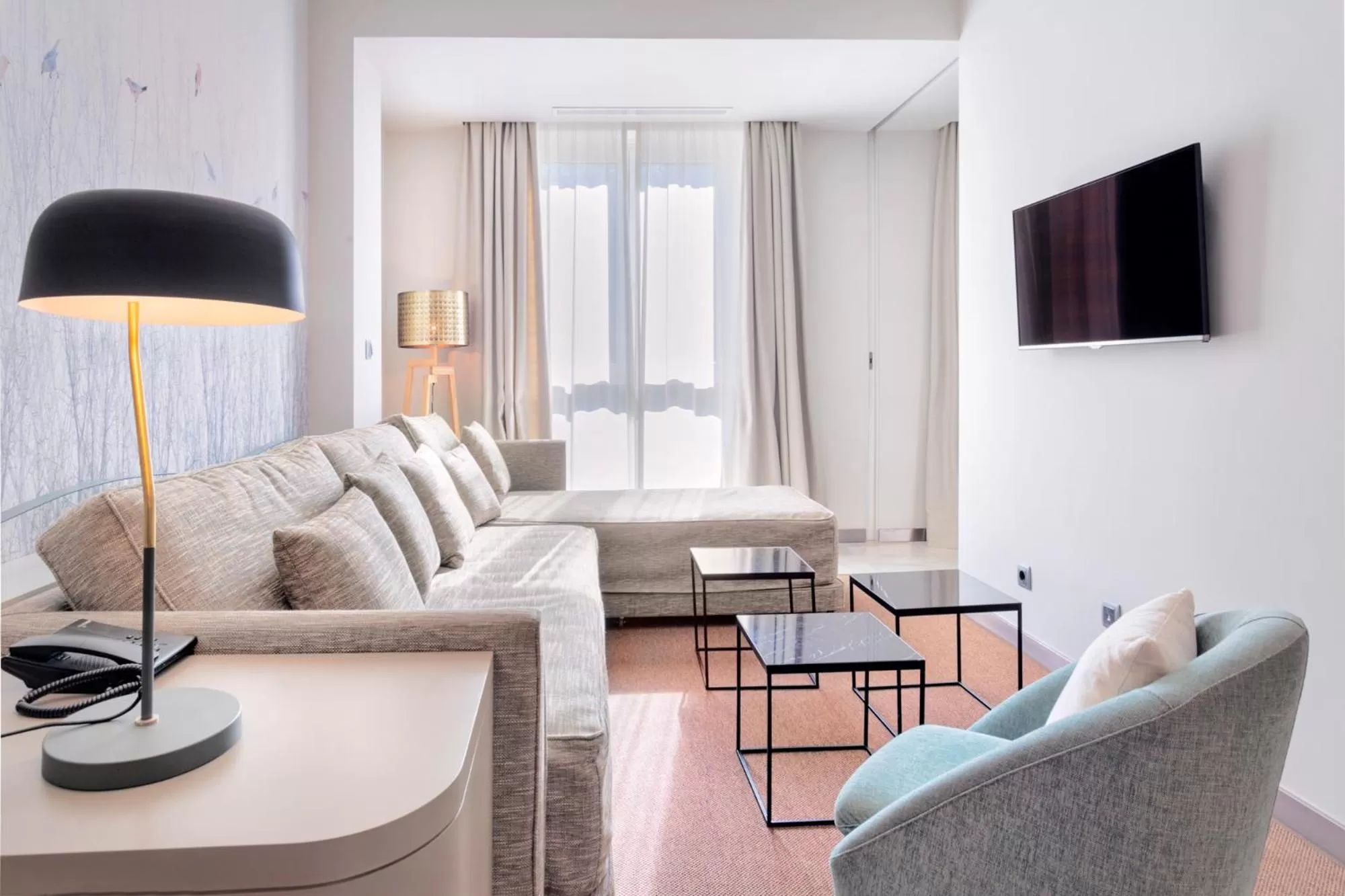 TV and multimedia in Hotel San Pablo Sevilla