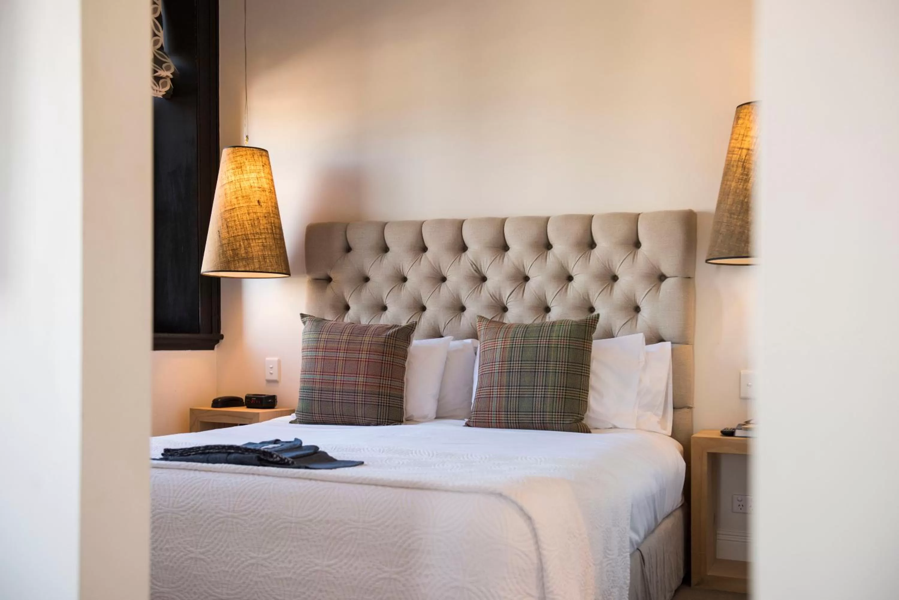 Bedroom, Bed in Perry Street Boutique Hotel