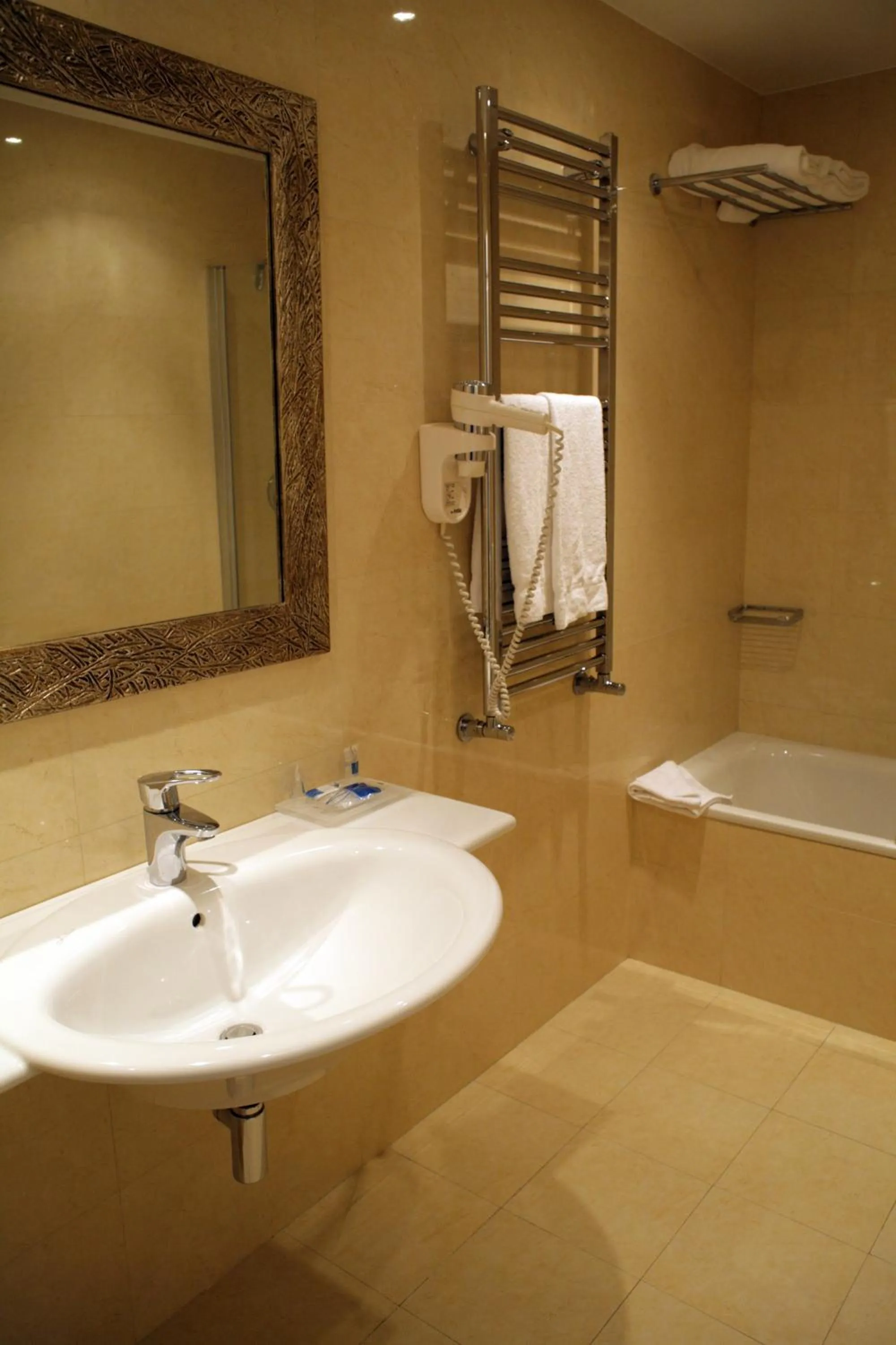 Bathroom in Hotel Perusia