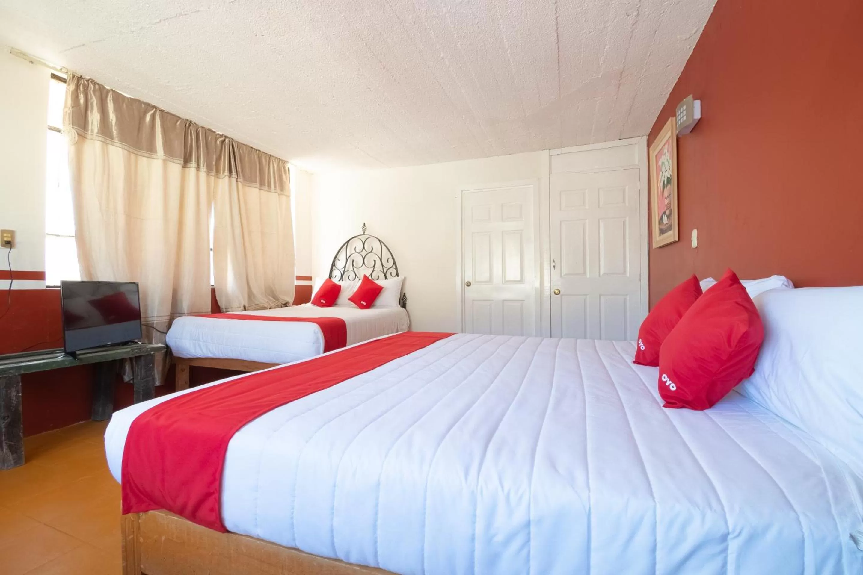 Bedroom in OYO Hotel Meson de la Concepcion