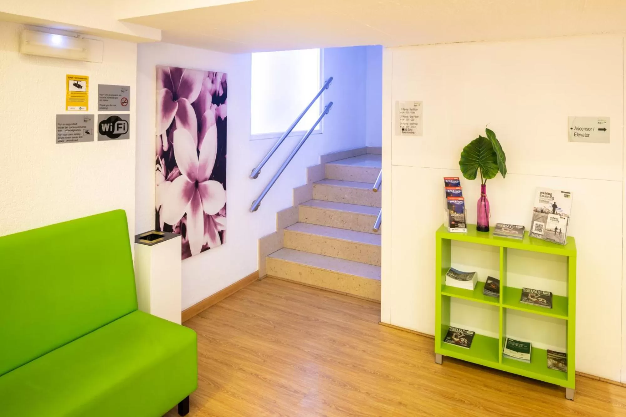 Lobby or reception in Hotel Centro Vitoria AutoCheckIn