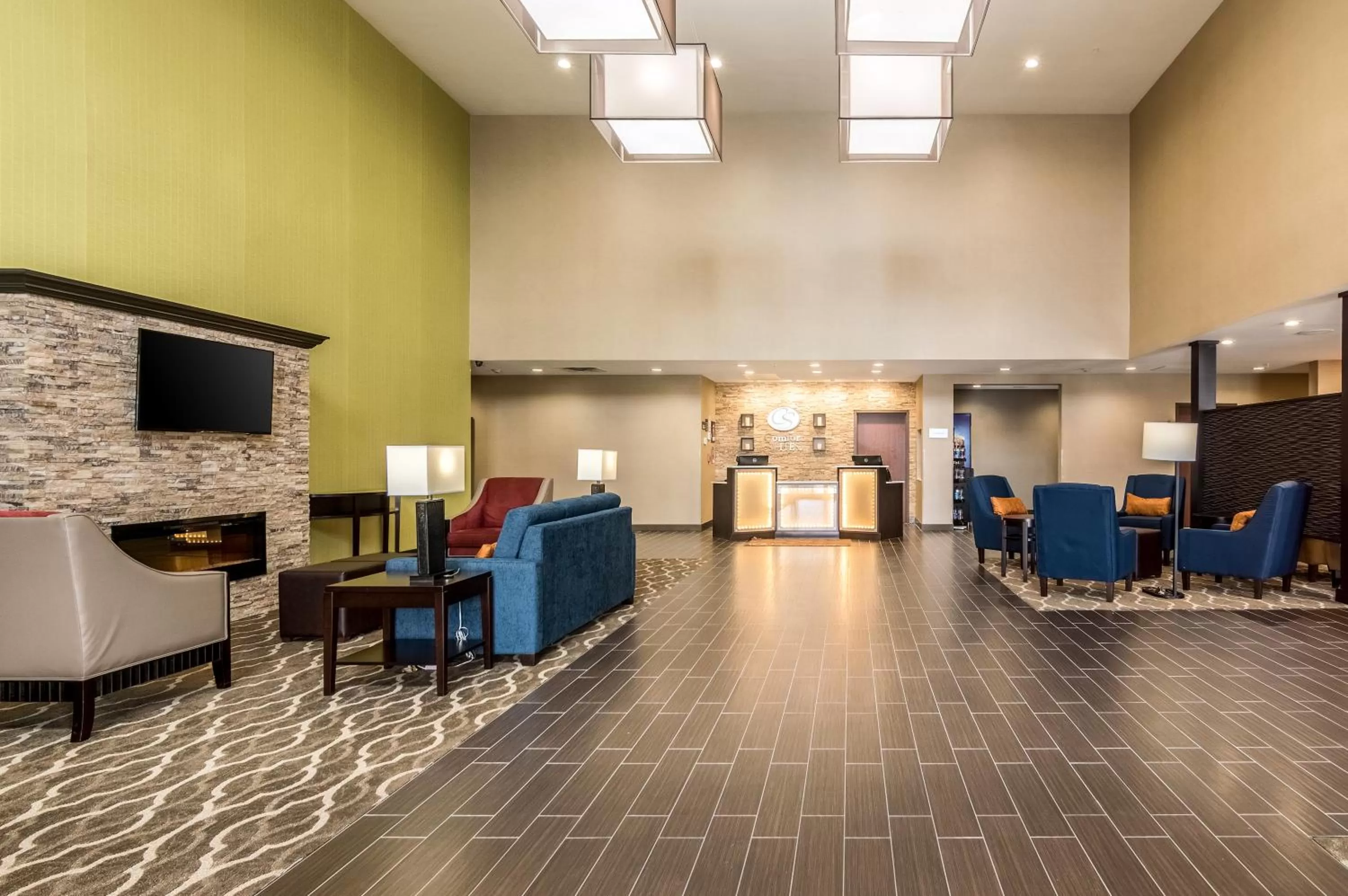 Lobby or reception in Comfort Suites Meridian and I-40