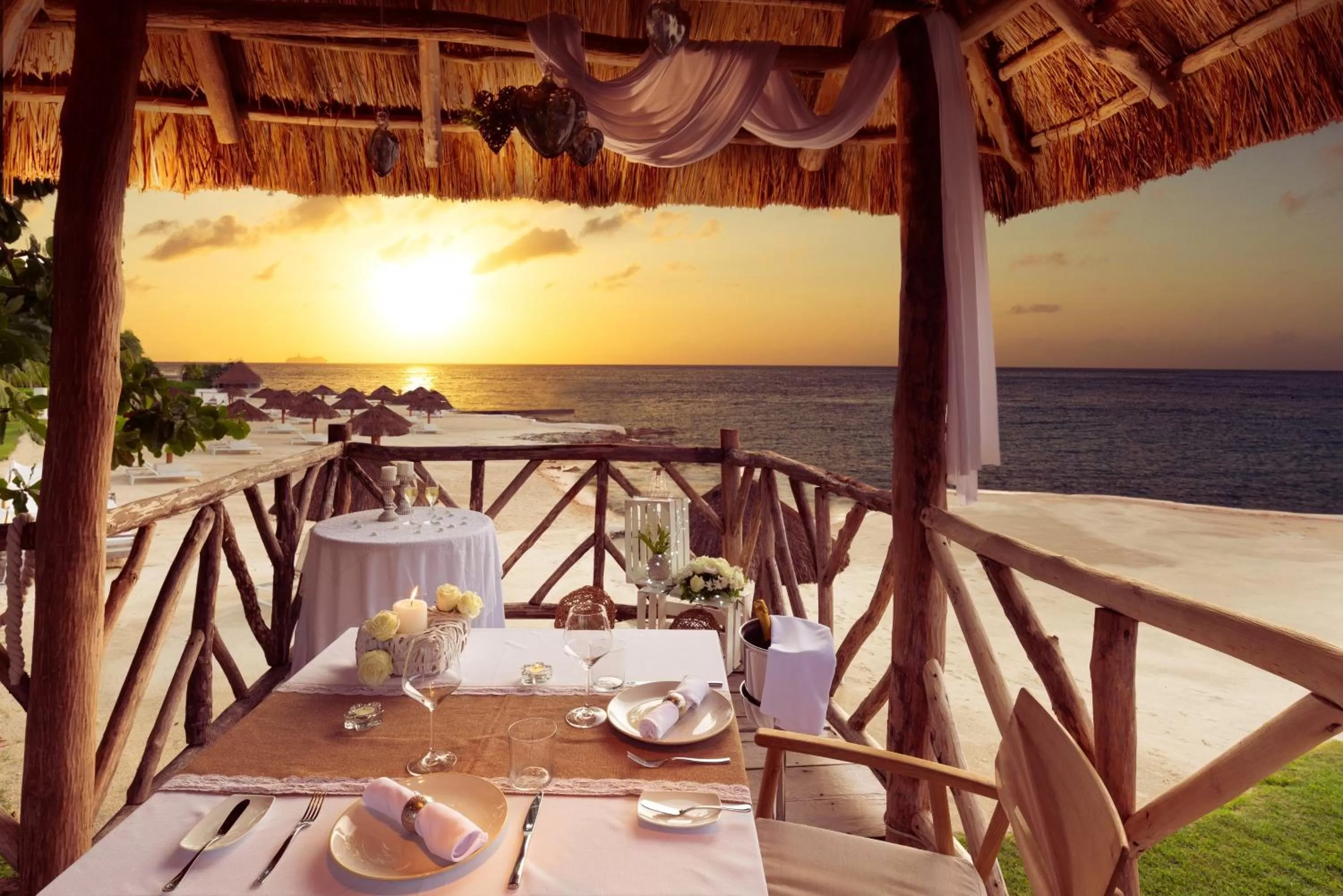 Restaurant/places to eat in Presidente InterContinental Cozumel Resort & Spa by IHG