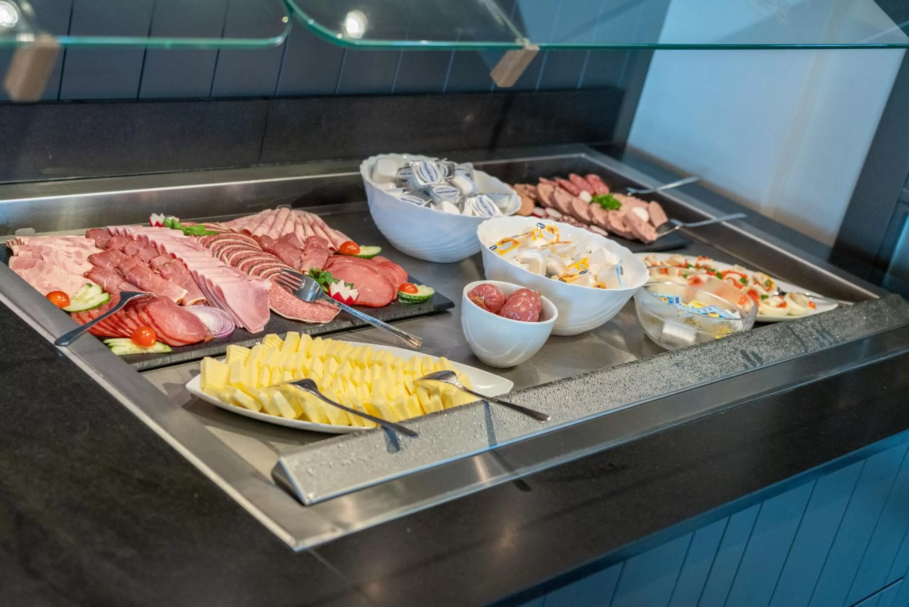 Food in Nymphe Strandhotel & Apartments