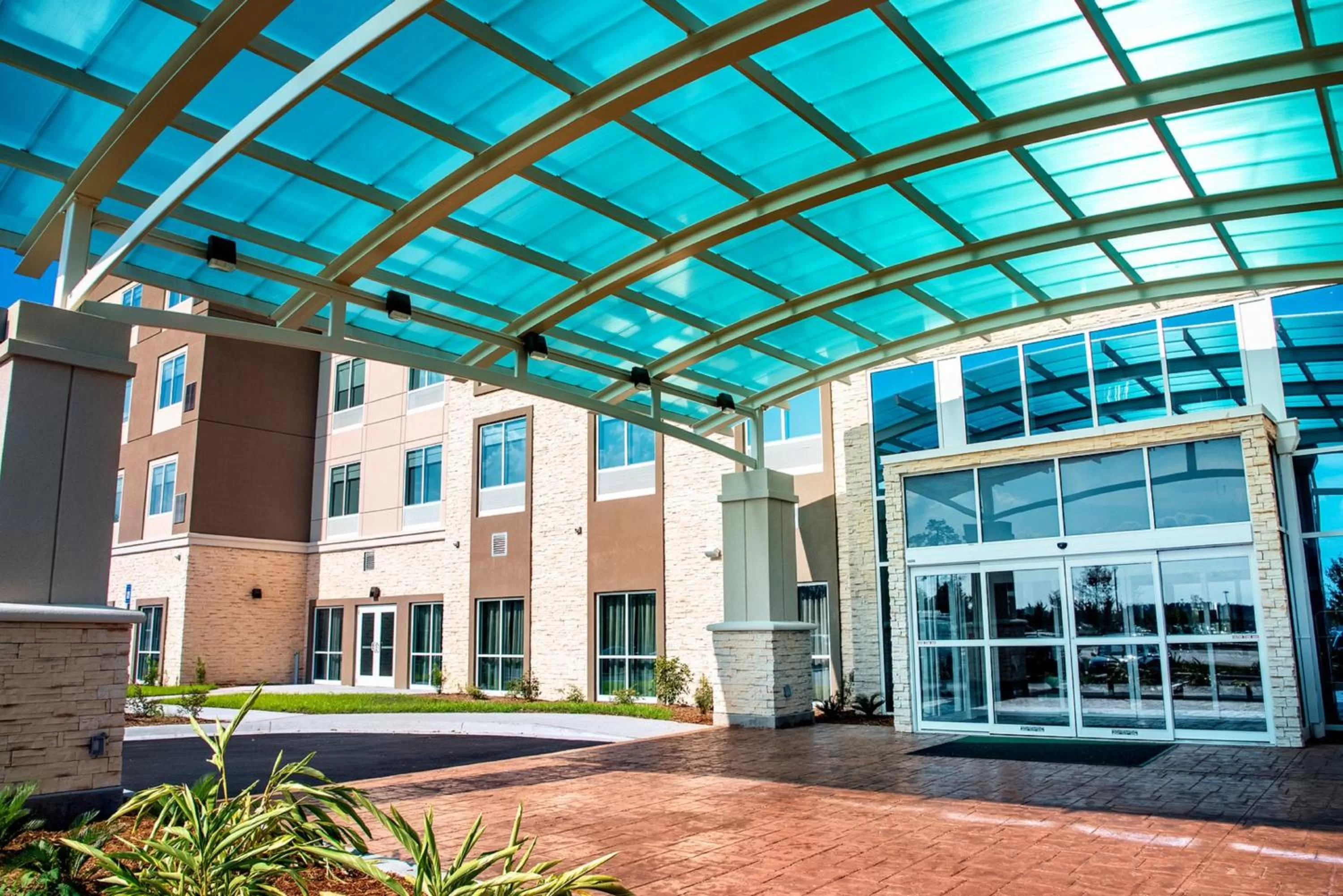 Property building in Holiday Inn & Suites - Savannah Airport - Pooler by IHG