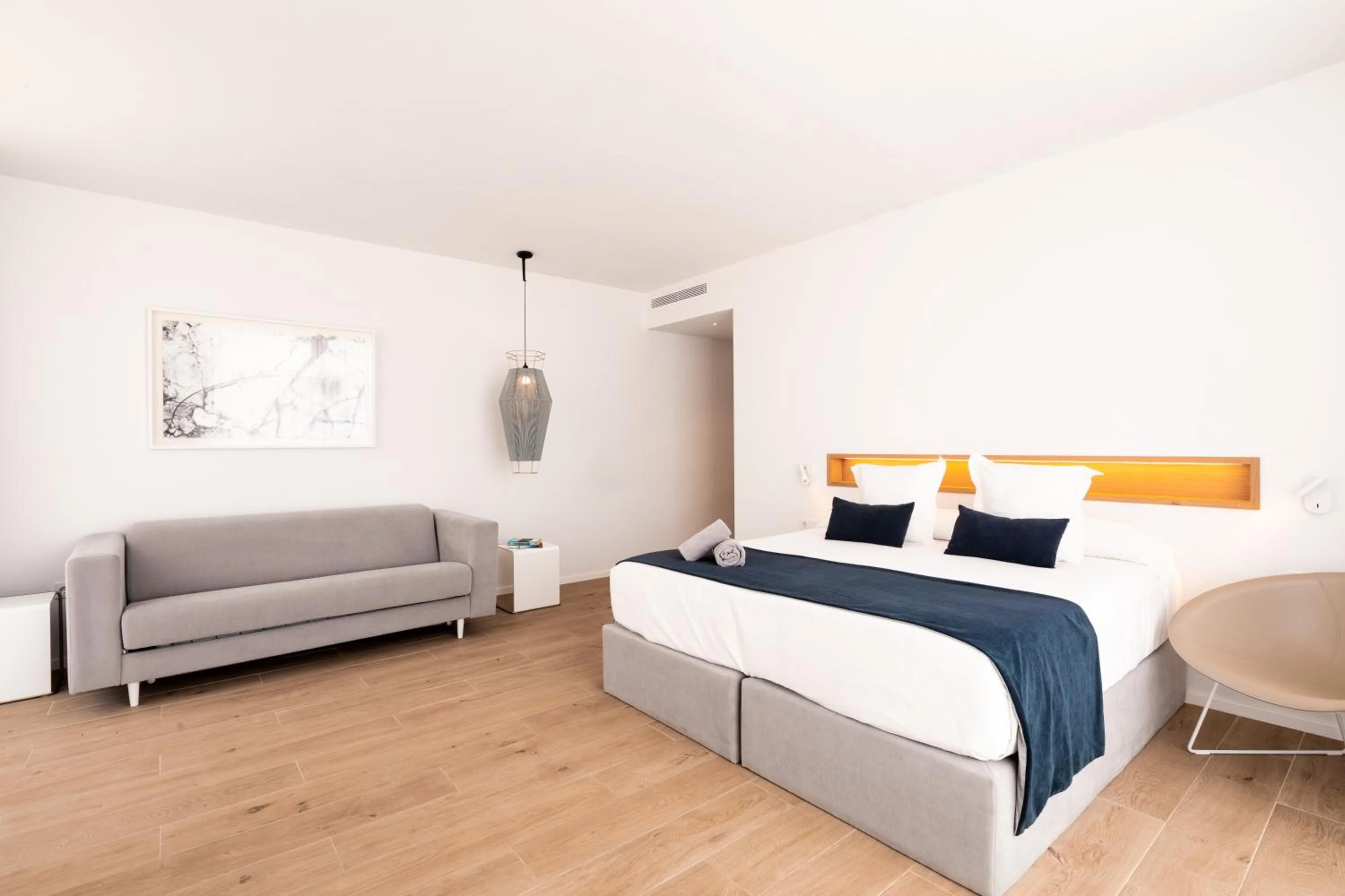 Bed in Hotel Anfora Ibiza