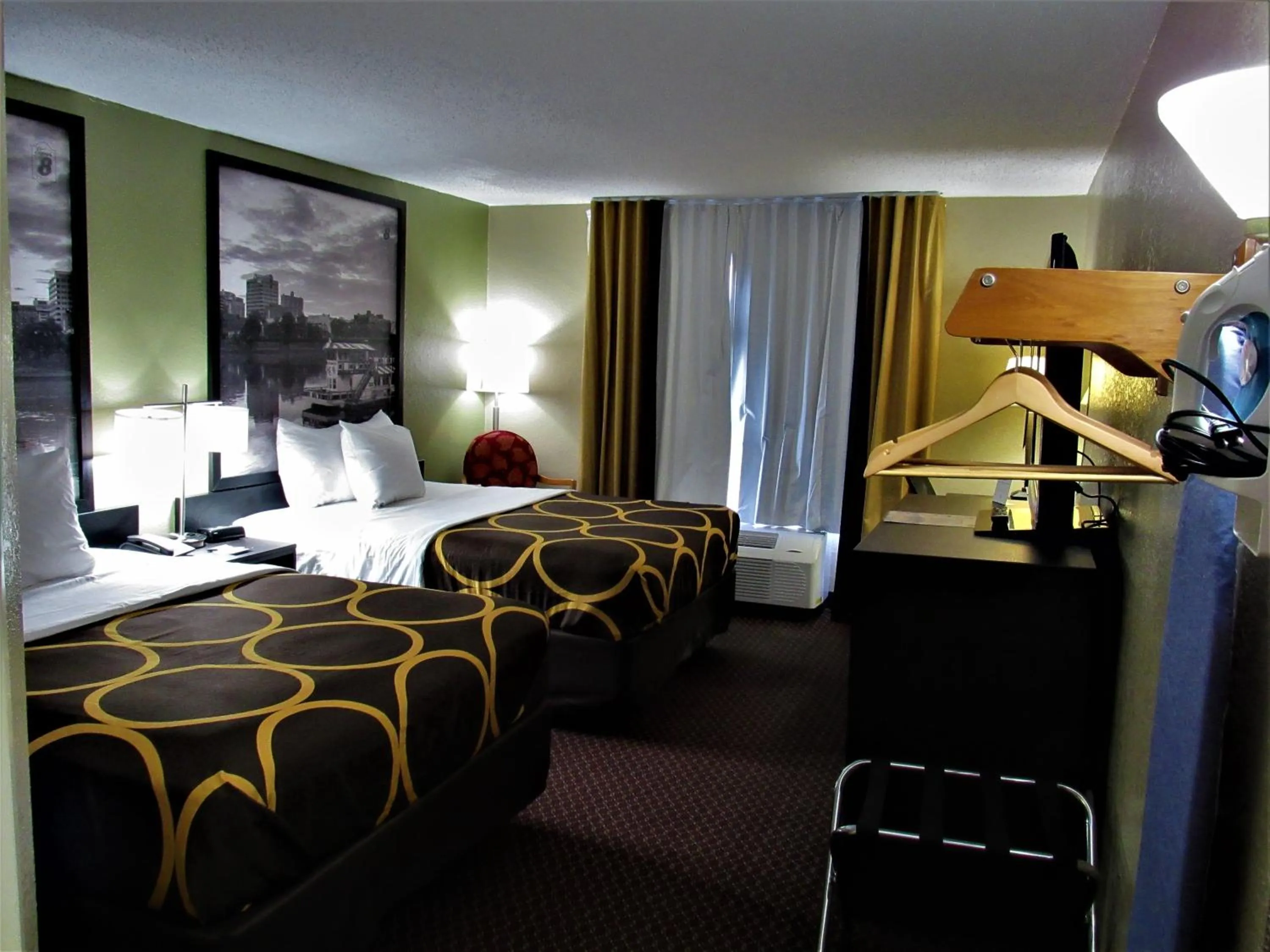 Bed in Super 8 by Wyndham New Cumberland