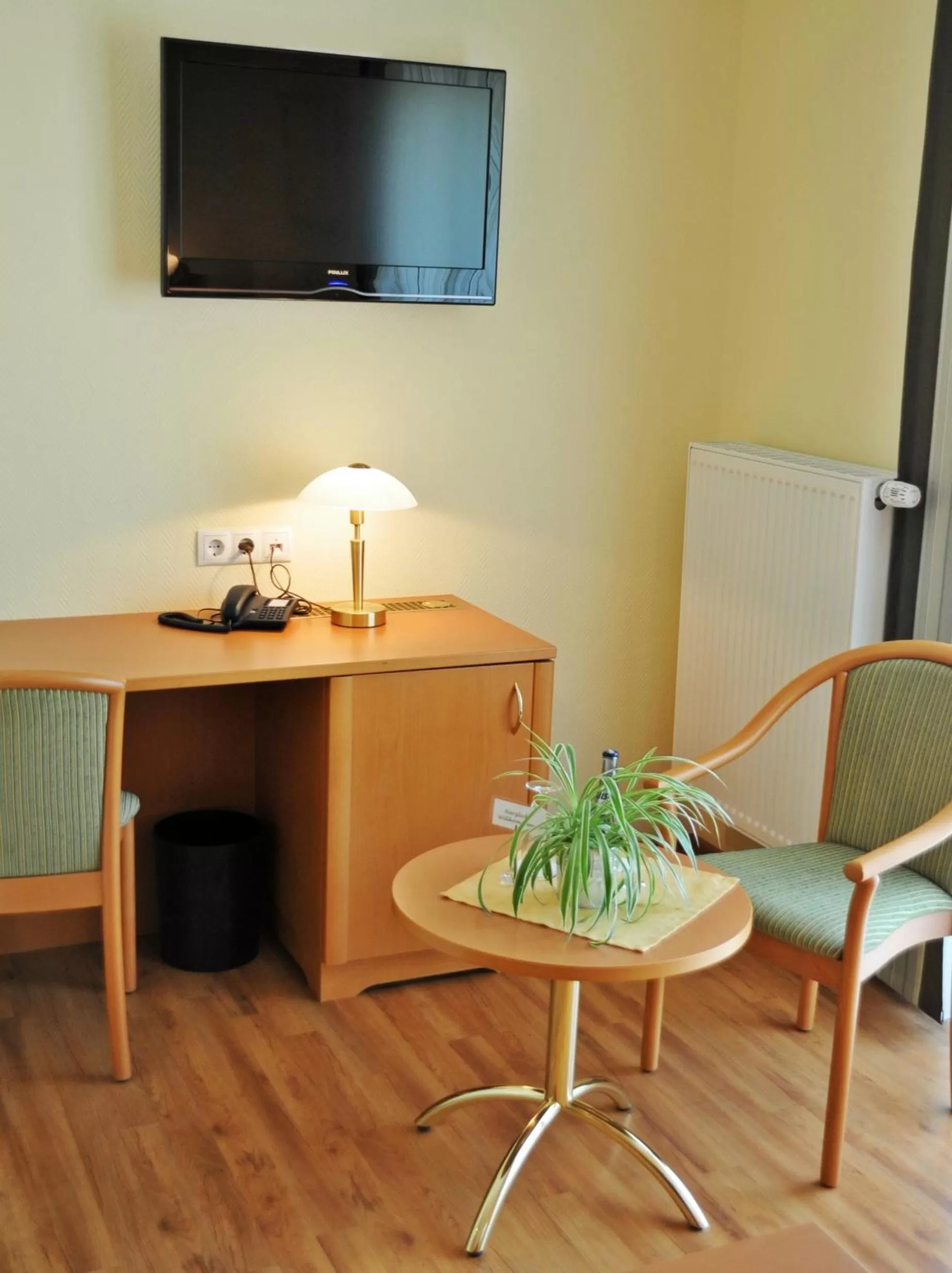 Seating area in Hotel Restaurant Bürgerklause Tapken