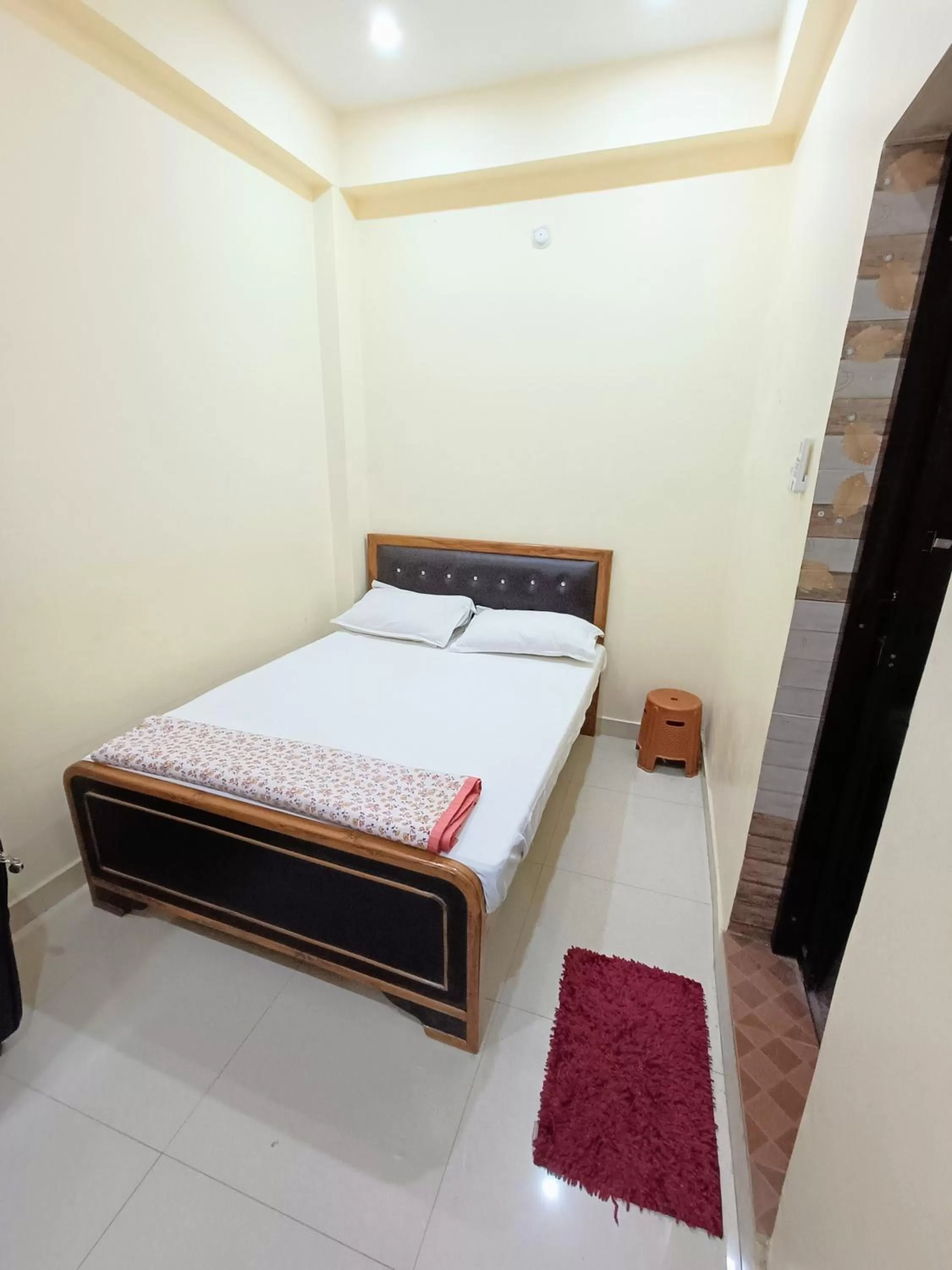 Bed in Saraswati Palace