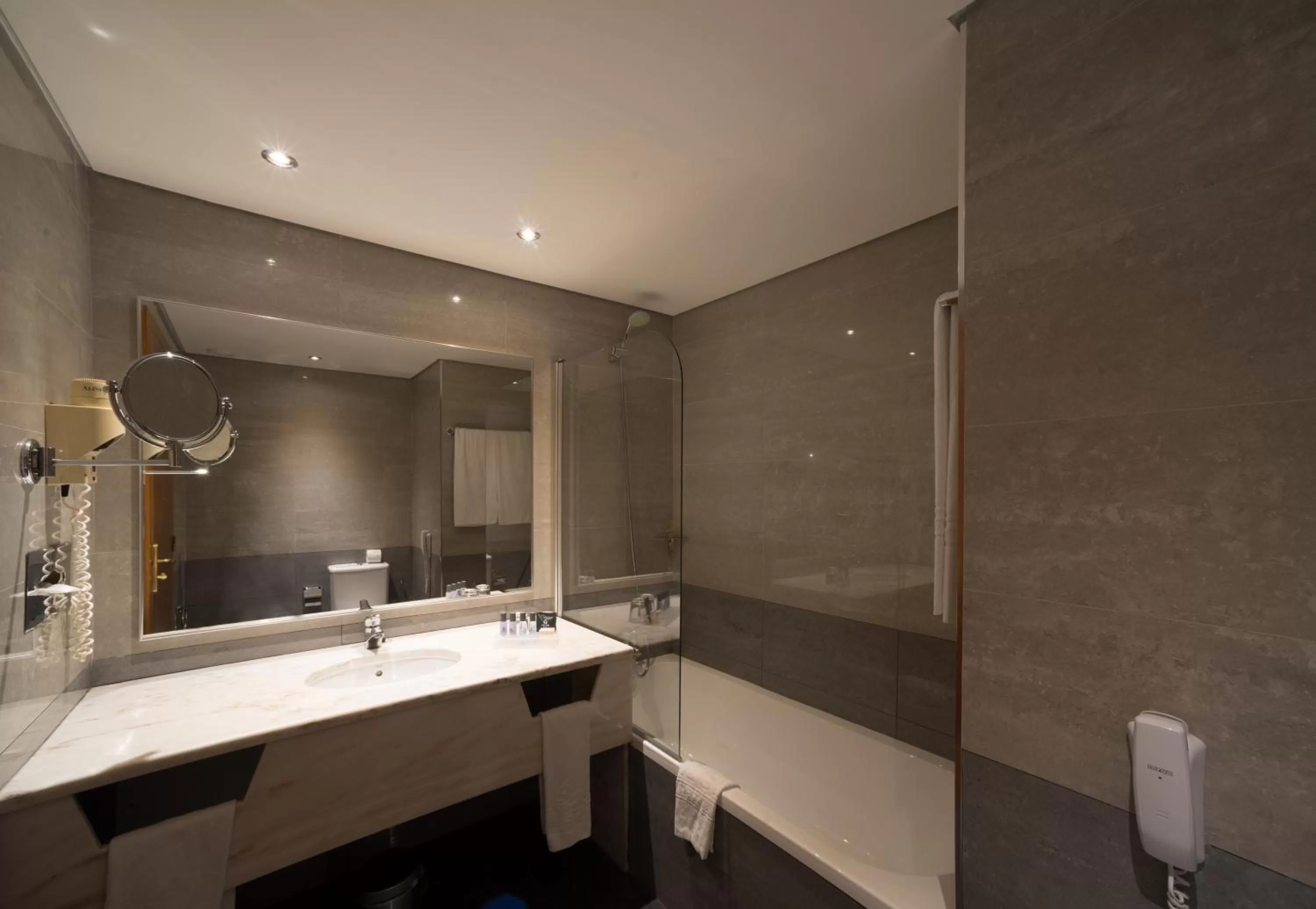 Bathroom in Vila Gale Porto - Centro