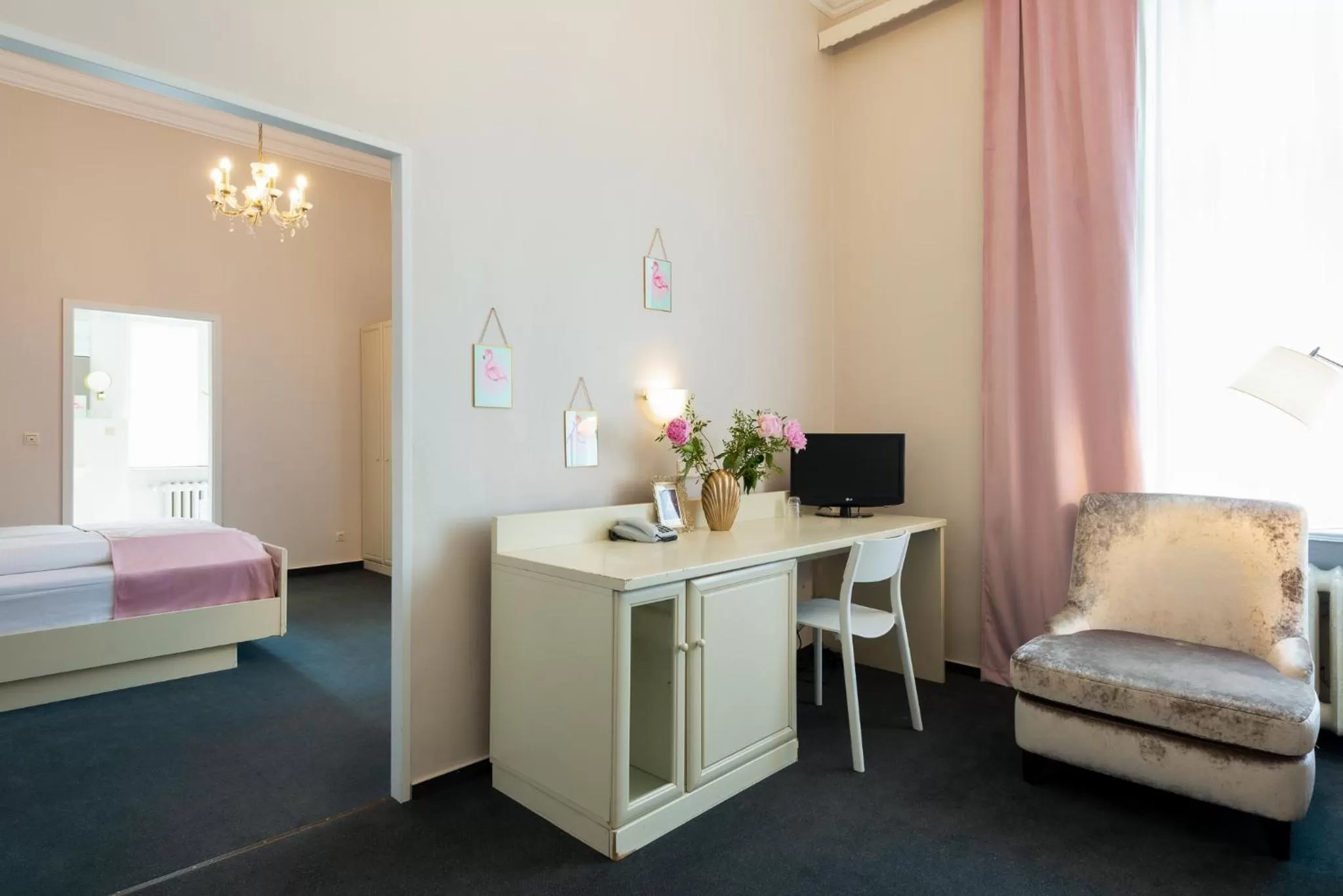 Bed in W22 Hotel am Kurfürstendamm