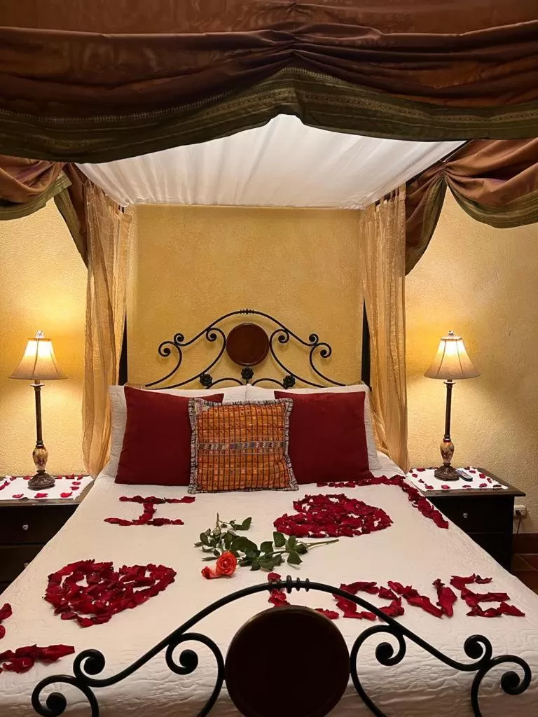 Bed in Hotel Palacio Chico 1948