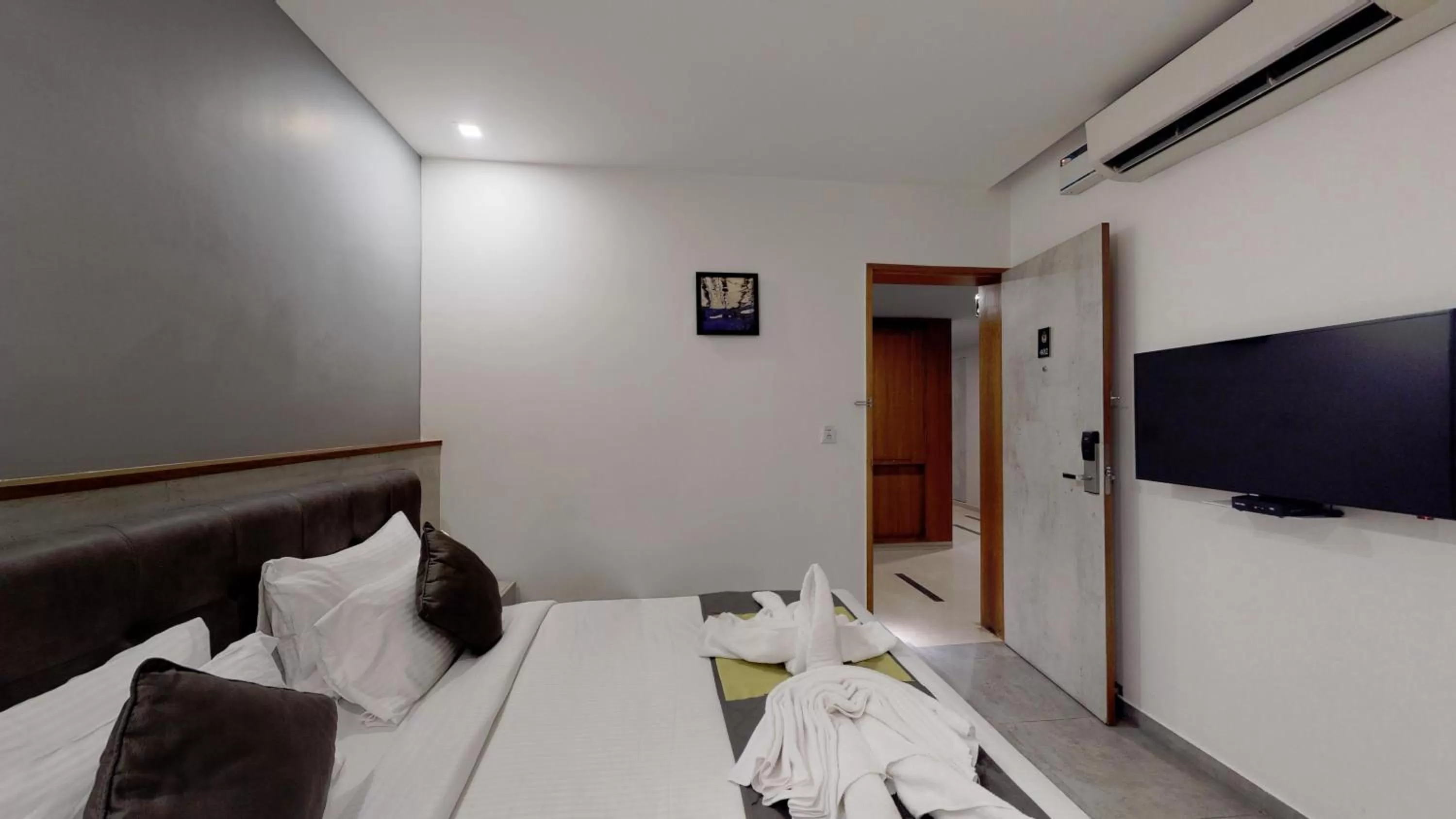 Bed in Shivas Gateway