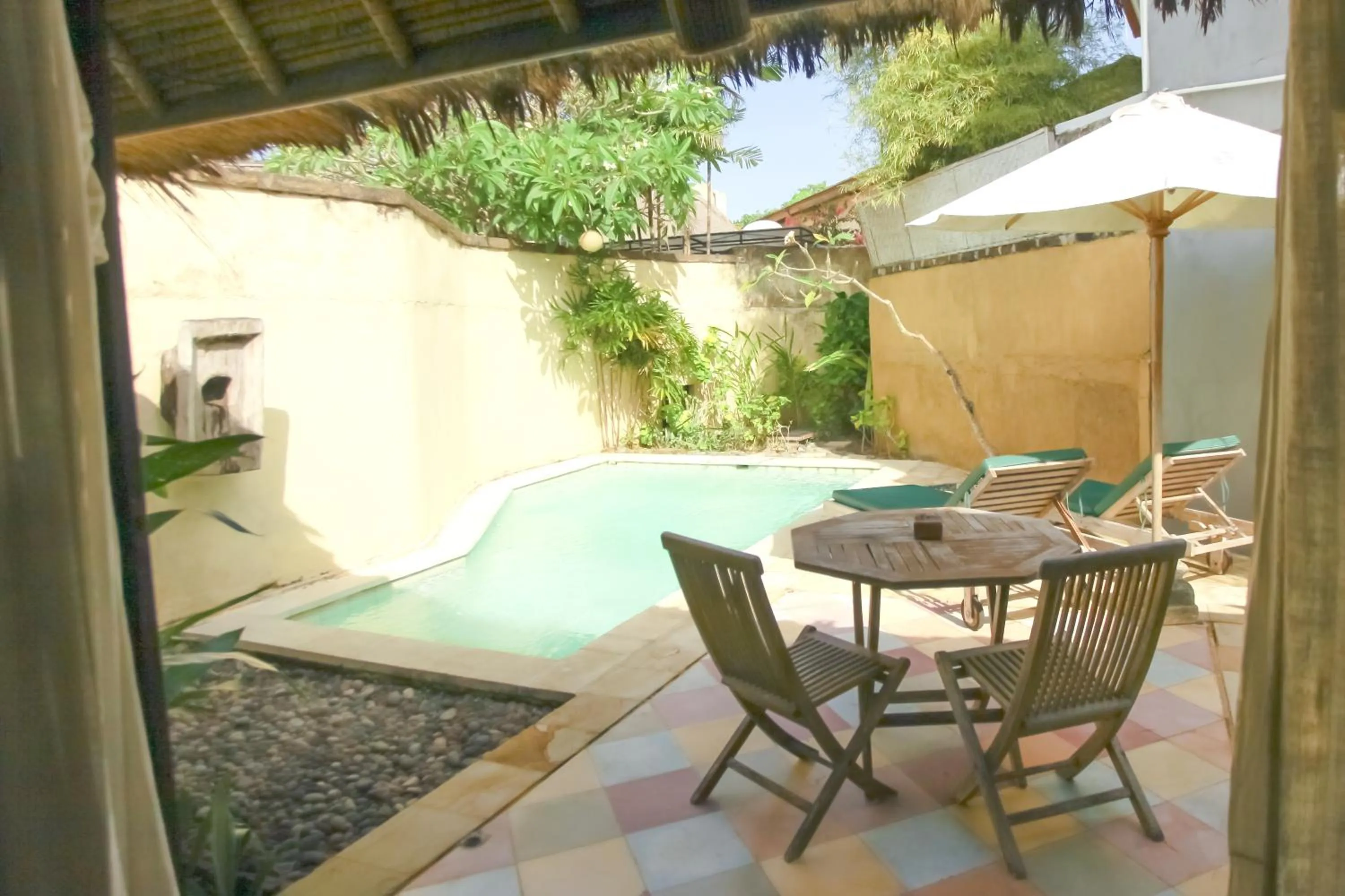 Patio in Visakha Sanur by Puri Signatures