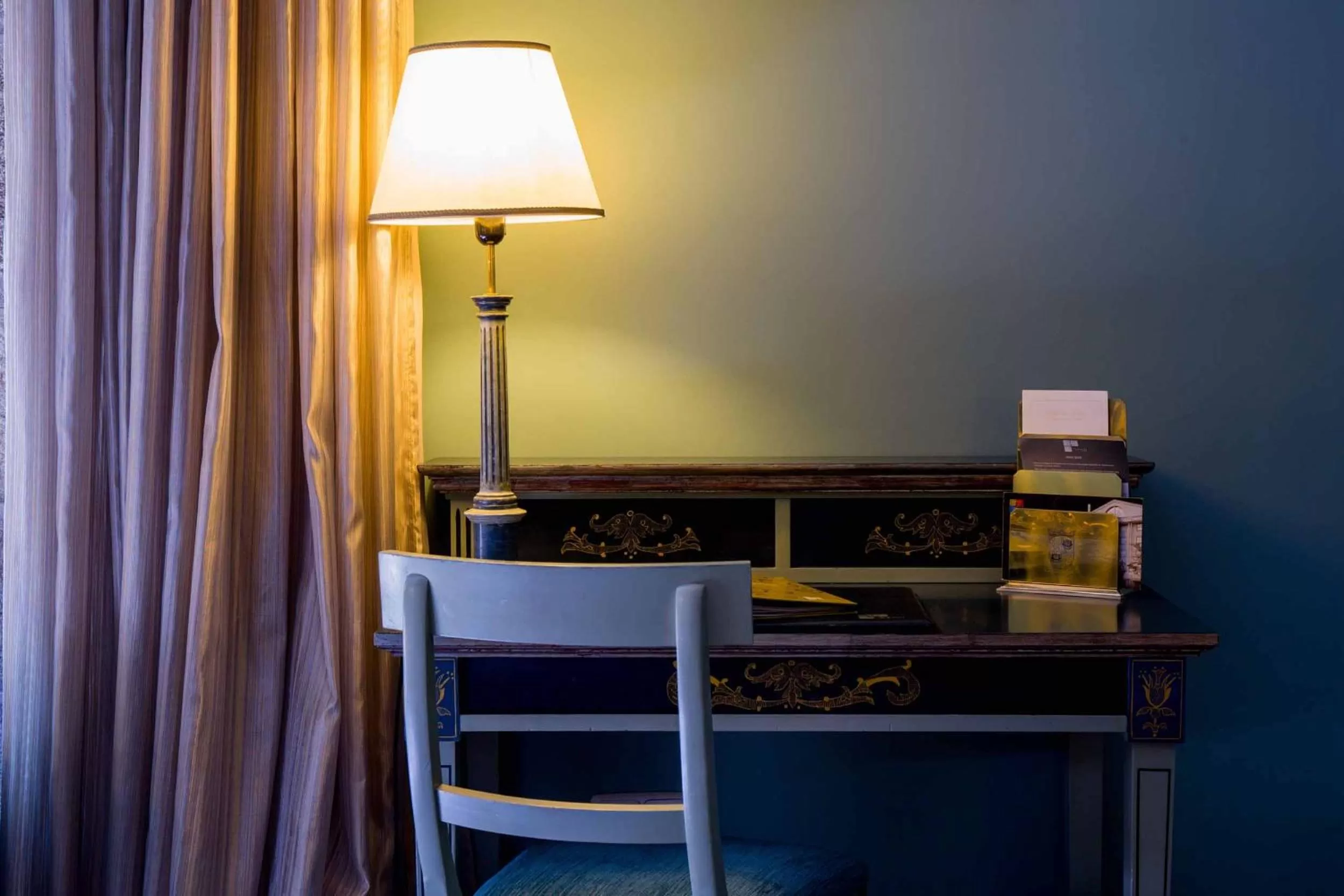 Decorative detail in Palacio de los Velada