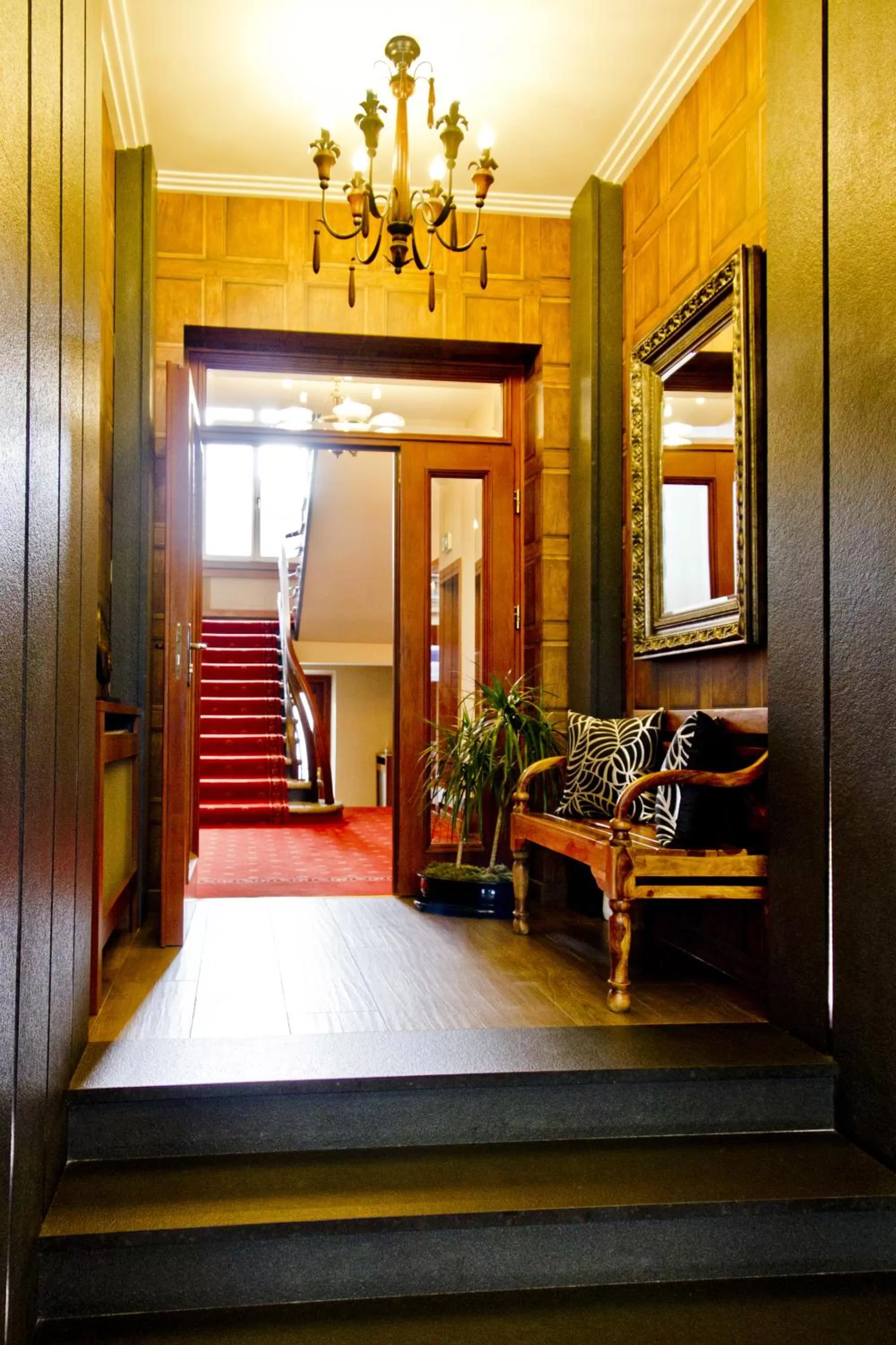 Day in Hotel Columbus