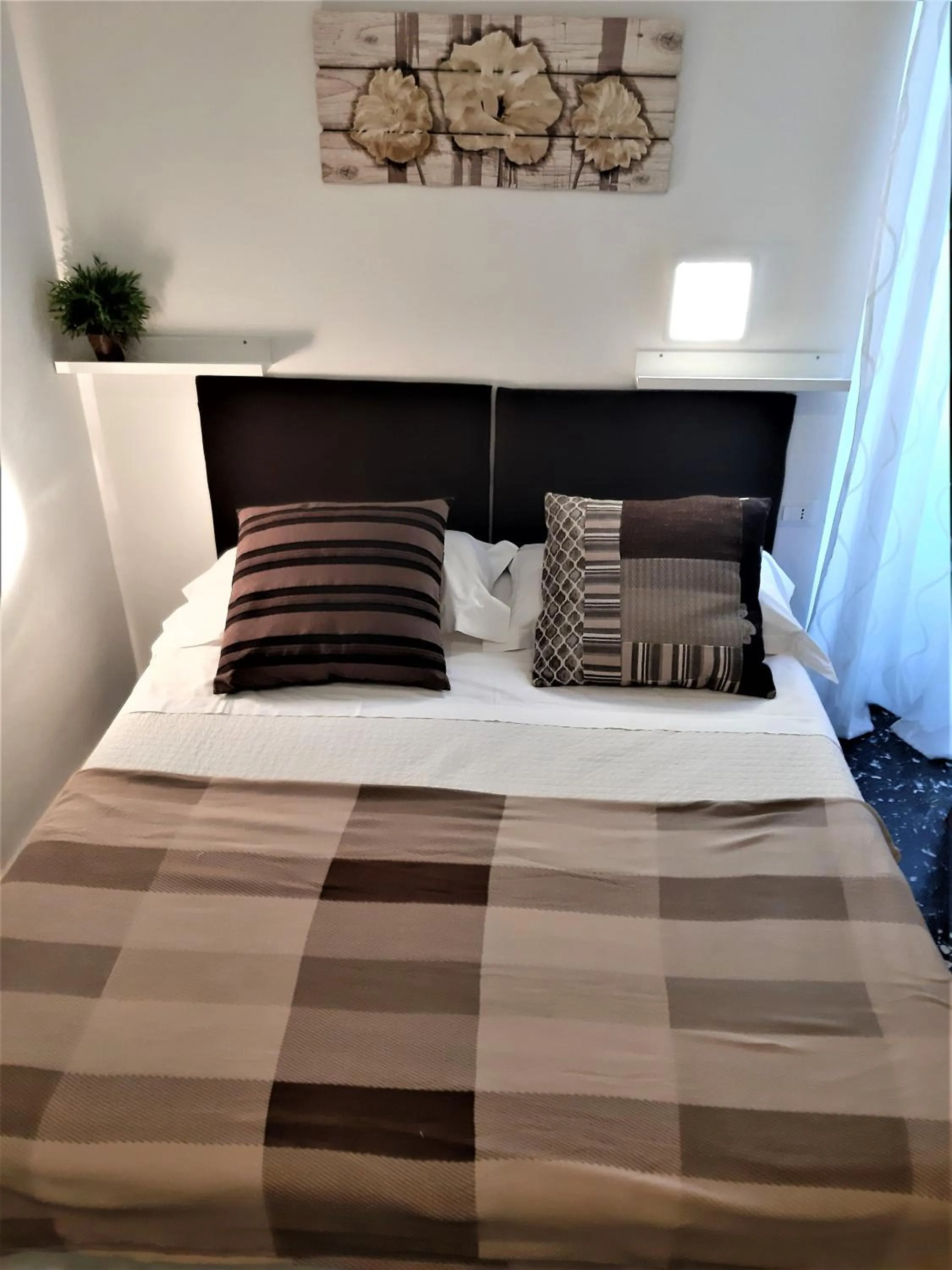 Bed in Hotel Victoria