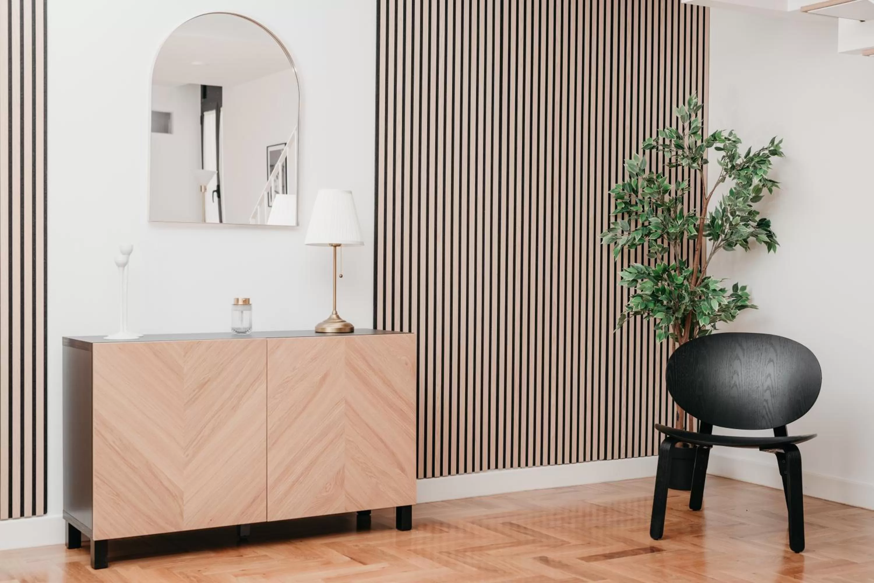 Decorative detail in Vista Napoli Residence by Casa Napoletana